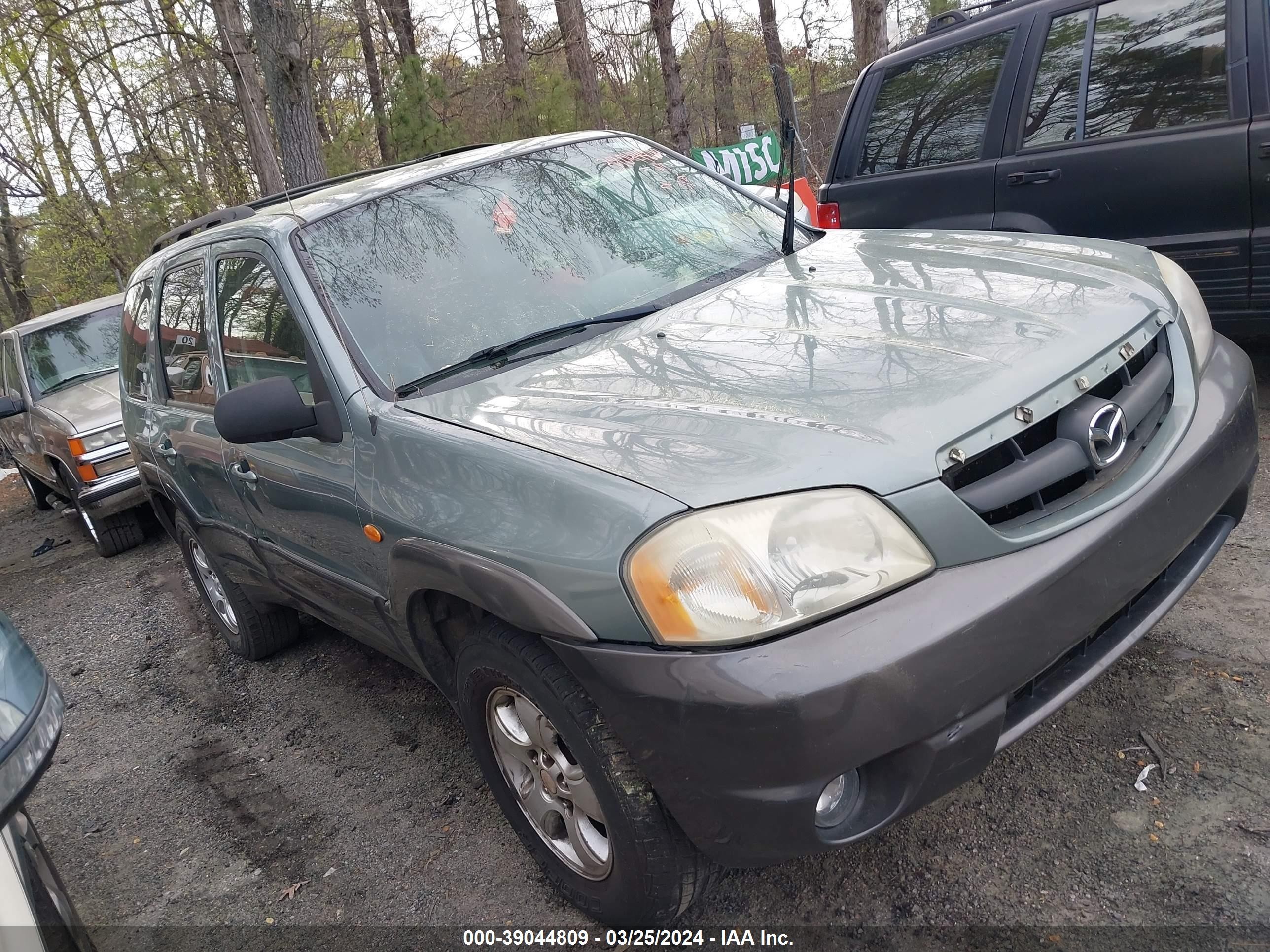 MAZDA TRIBUTE 2004 4f2cz06114km27586