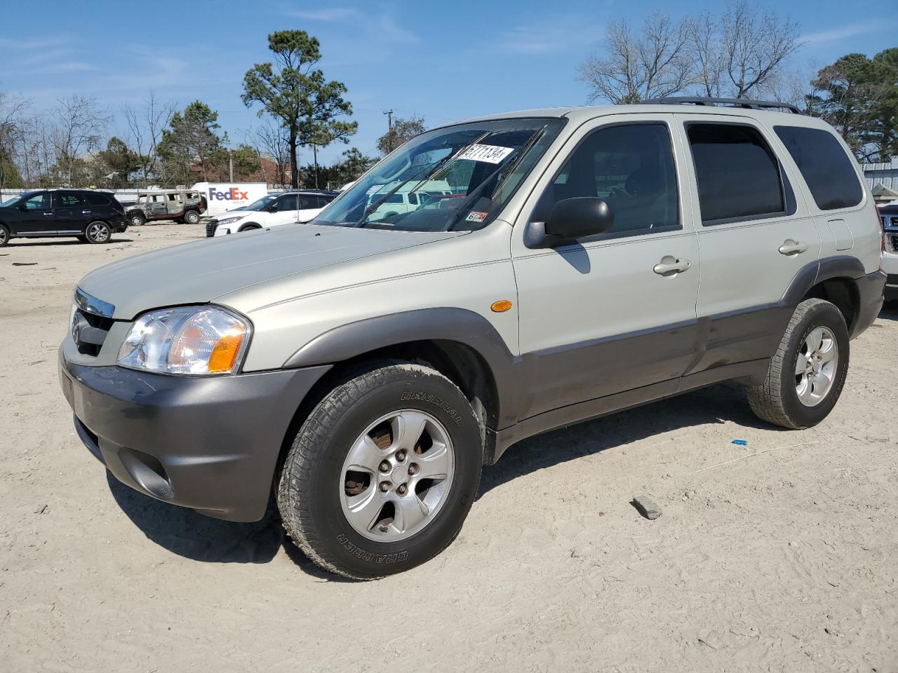 MAZDA TRIBUTE 2004 4f2cz96124km03267