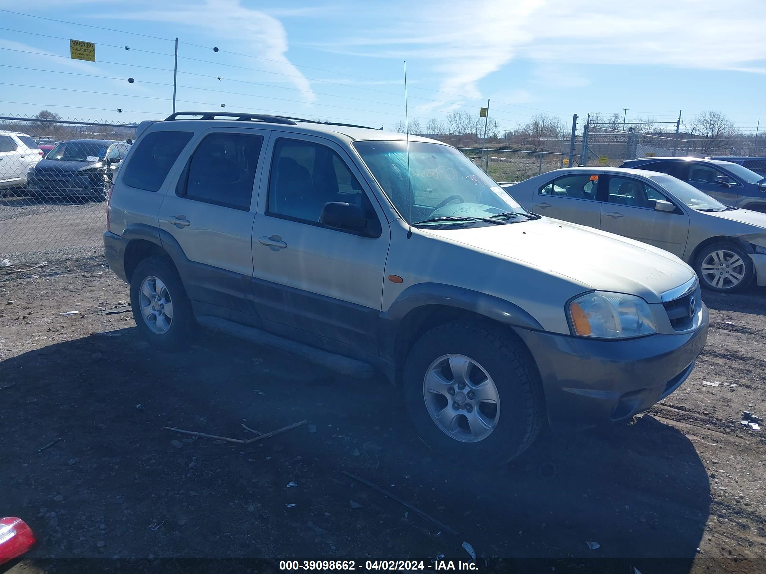 MAZDA TRIBUTE 2004 4f2cz96144km30714