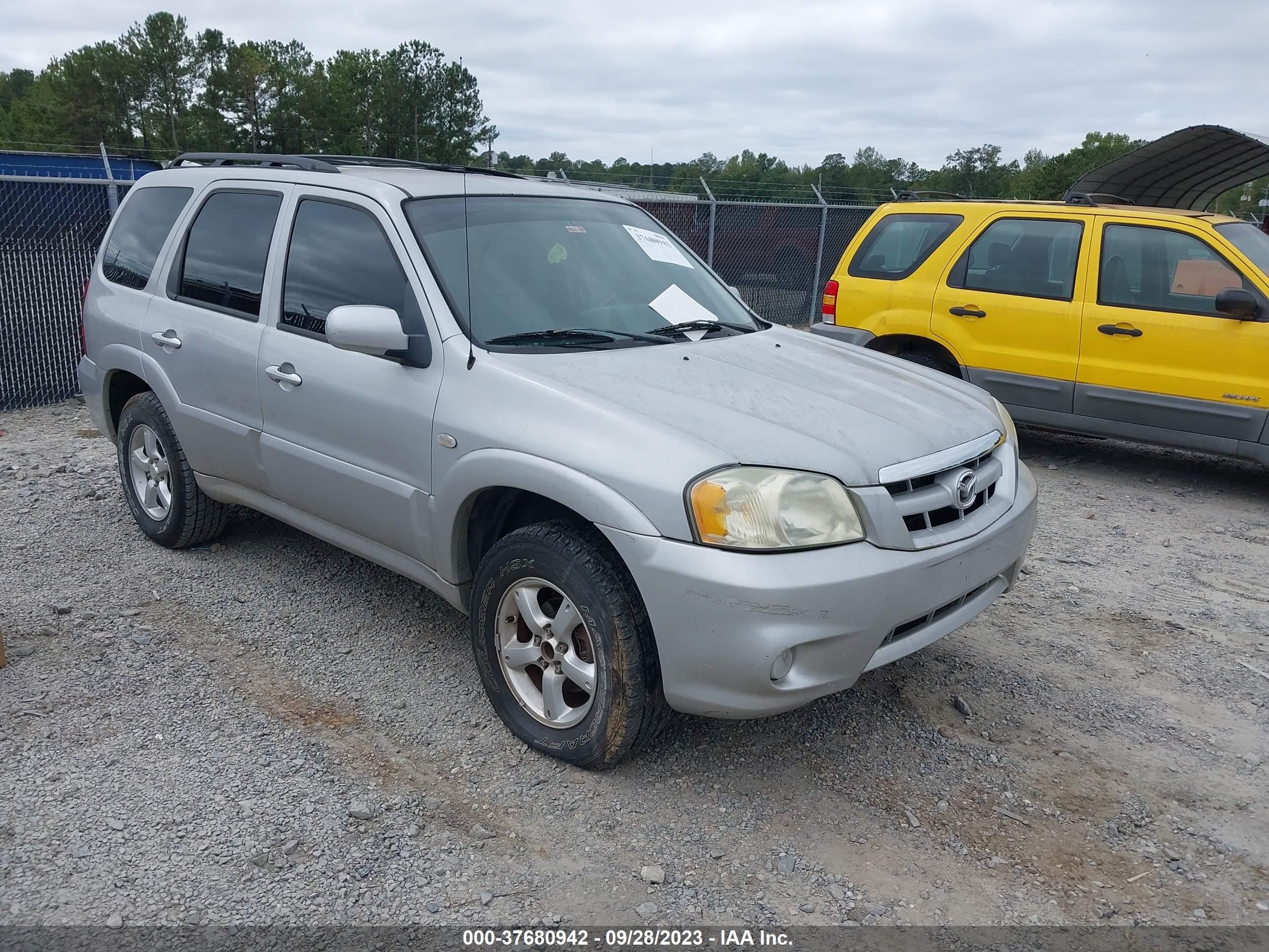 MAZDA TRIBUTE 2006 4f2yz02z66km20914