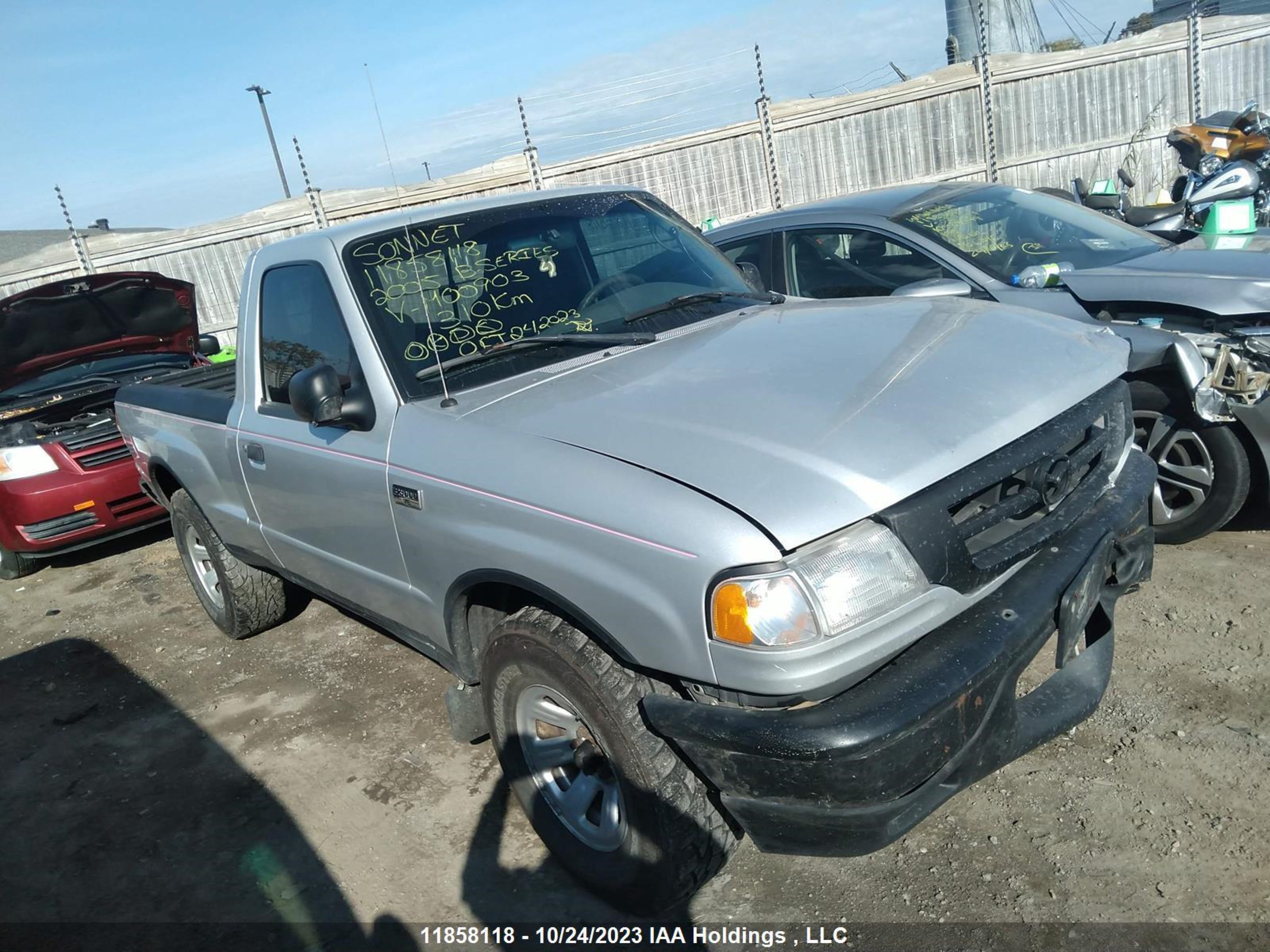 MAZDA NULL 2005 4f4yr12u75pm00903