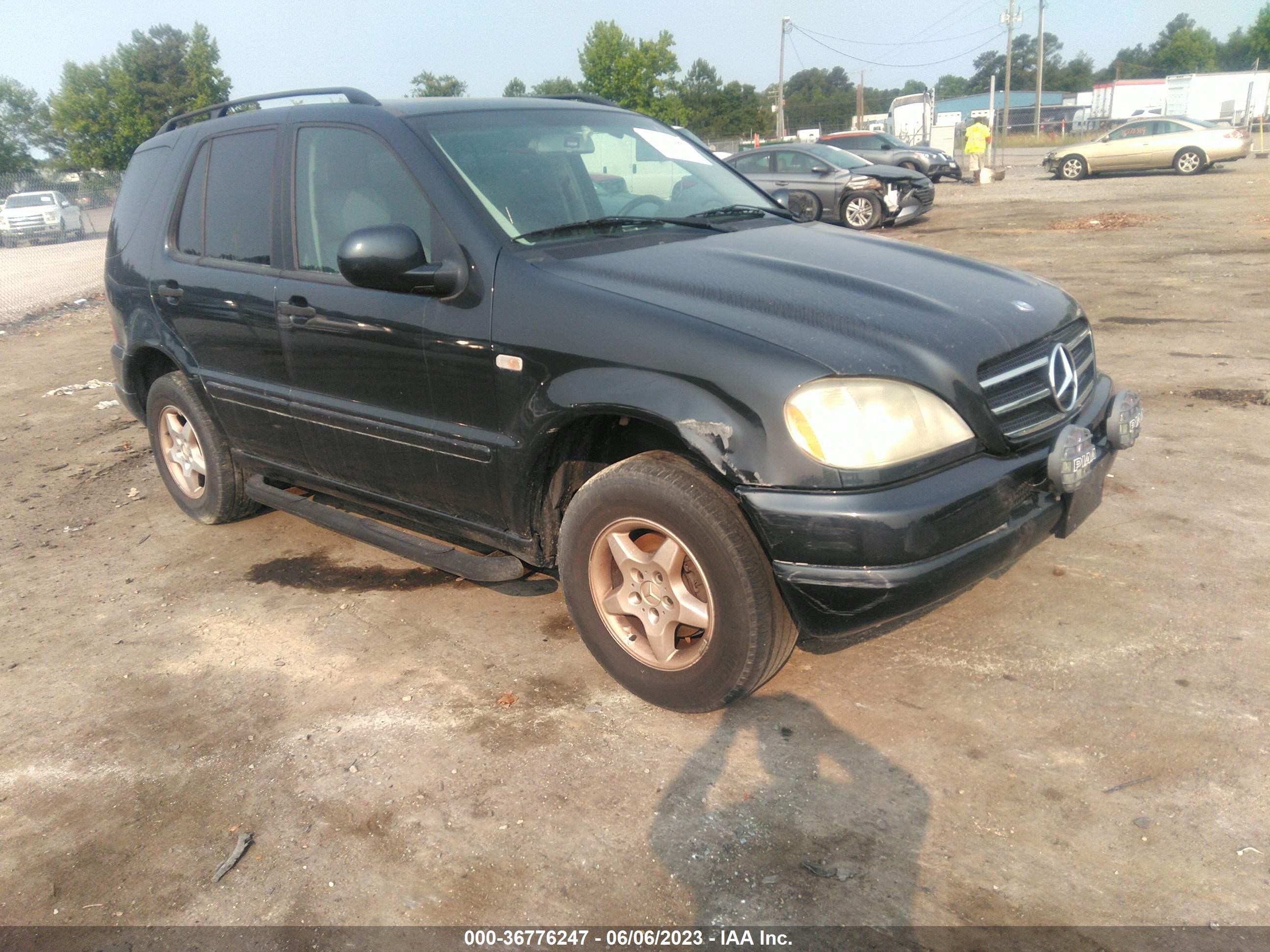 MERCEDES-BENZ M-KLASSE 2000 4jgab54e6ya194598