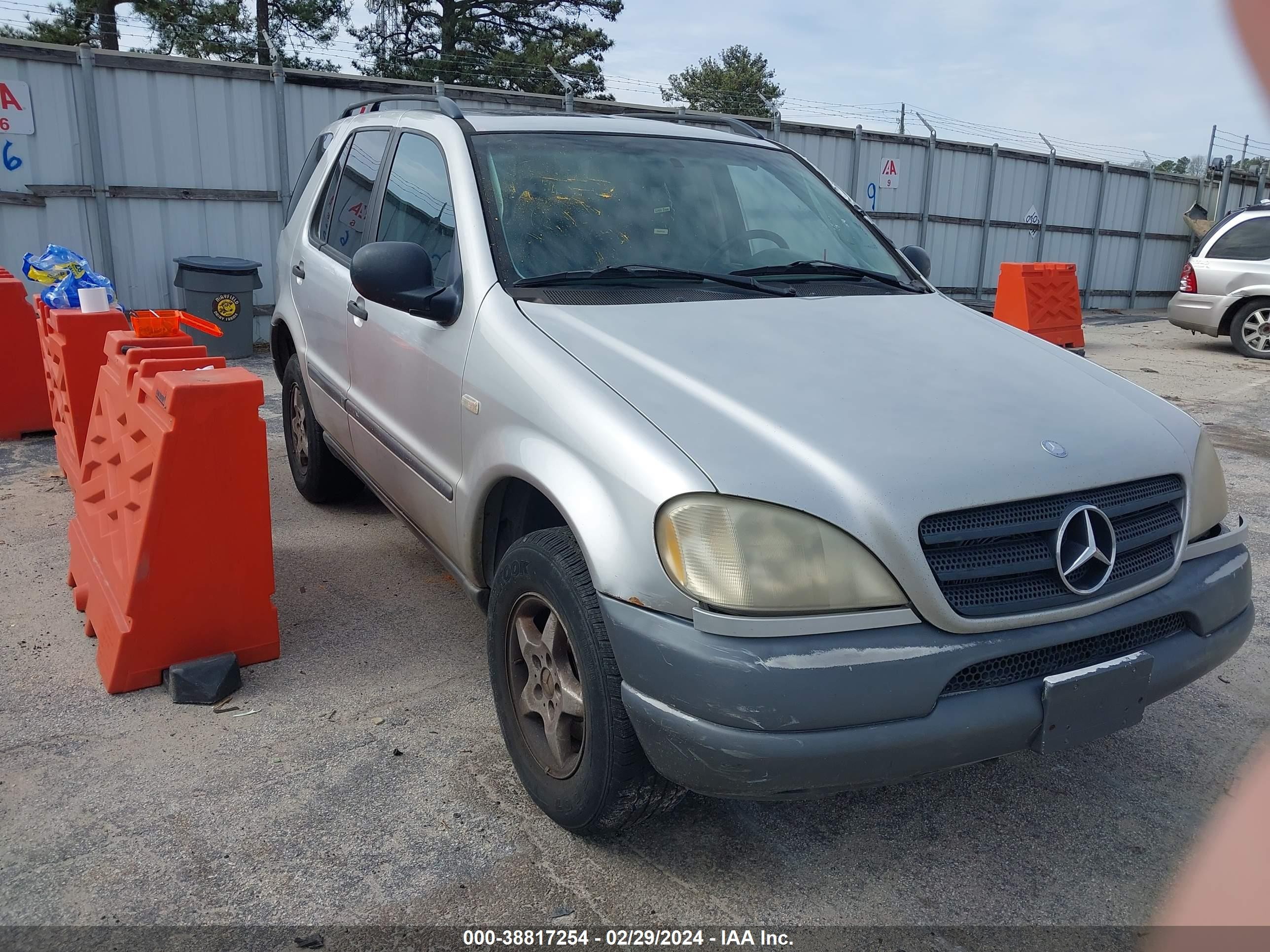 MERCEDES-BENZ NULL 1999 4jgab54e7xa144856