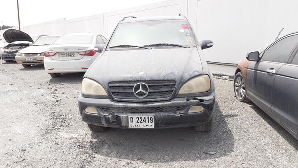 MERCEDES-BENZ ML350 2005 4jgab57e55a545637