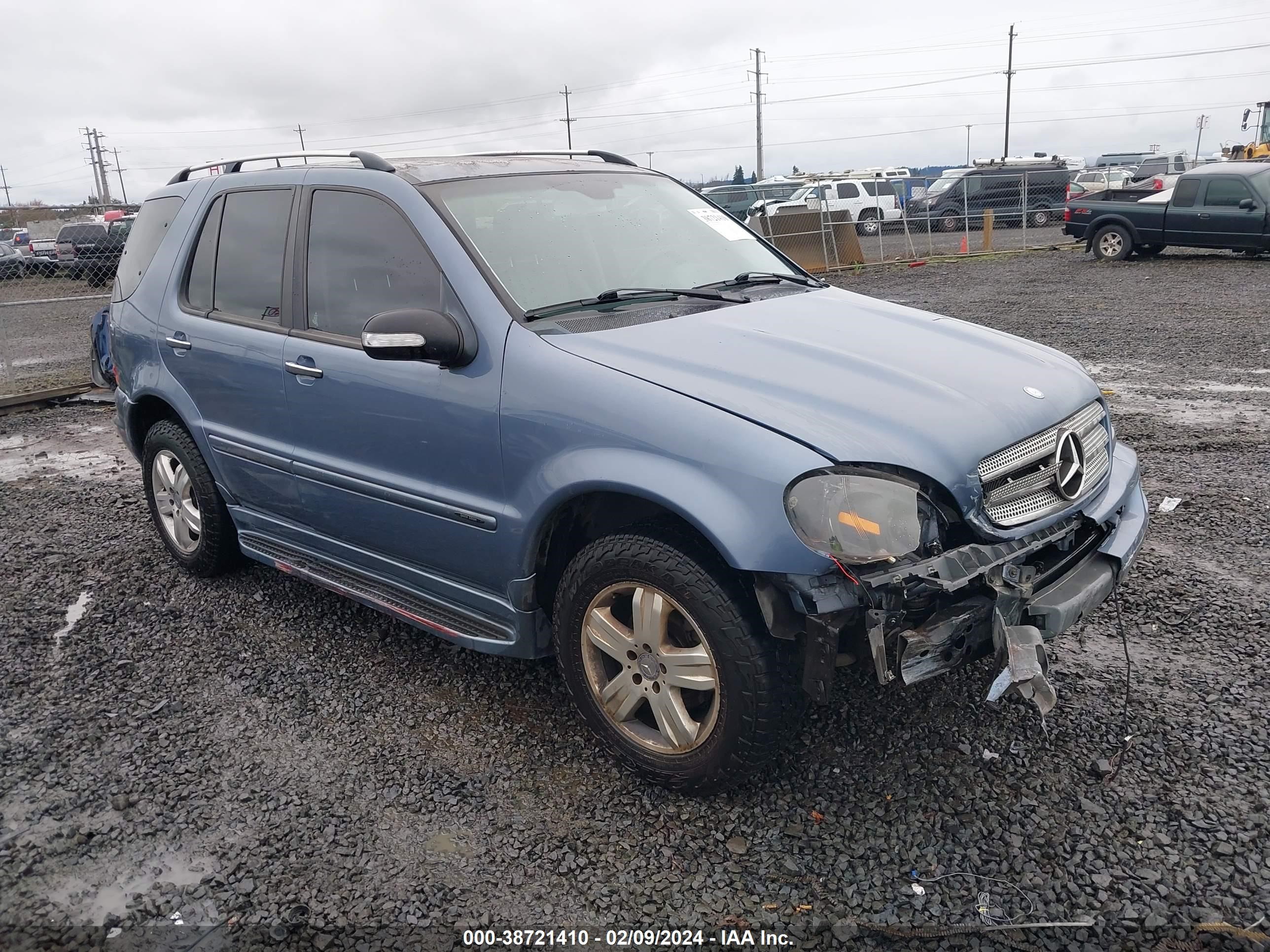 MERCEDES-BENZ M-KLASSE 2005 4jgab57e75a533733