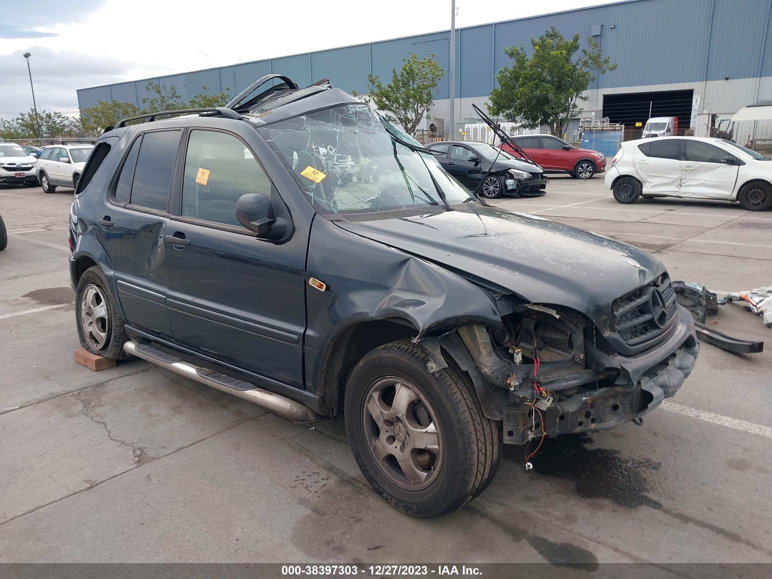 MERCEDES-BENZ M-KLASSE 2000 4jgab72e3ya194623