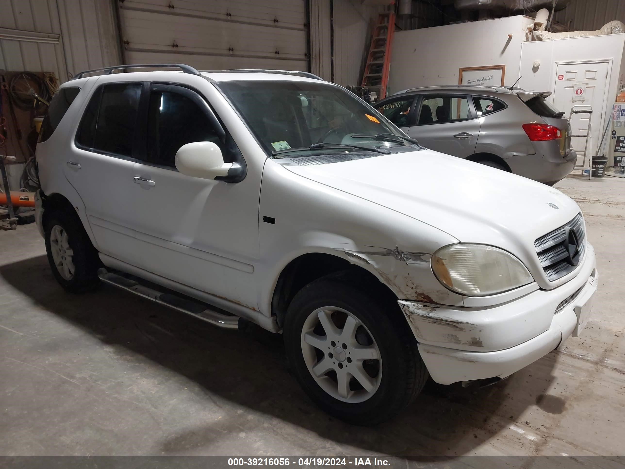 MERCEDES-BENZ NULL 2000 4jgab72e5ya174406