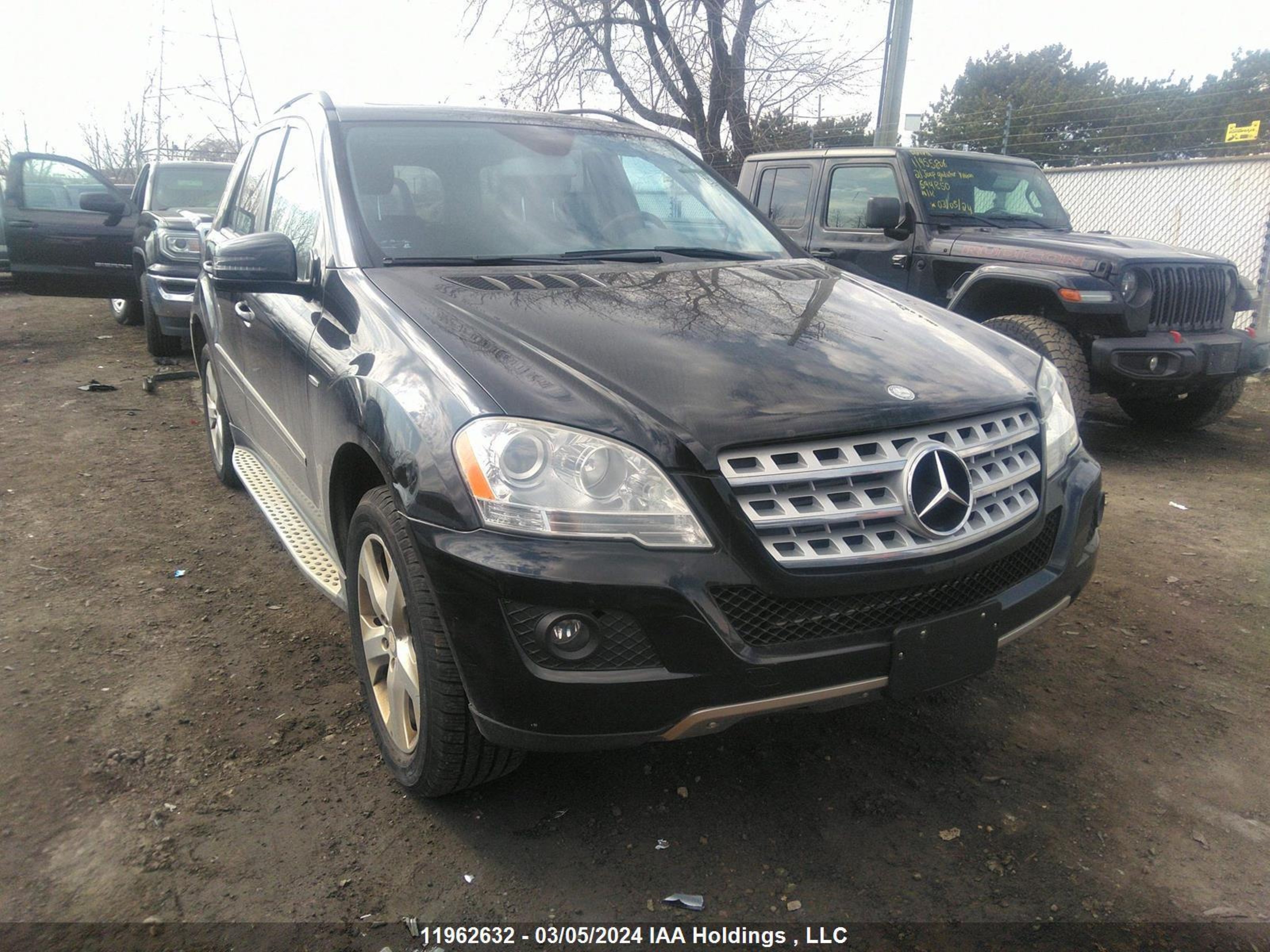 MERCEDES-BENZ NULL 2011 4jgbb2fb4ba691047