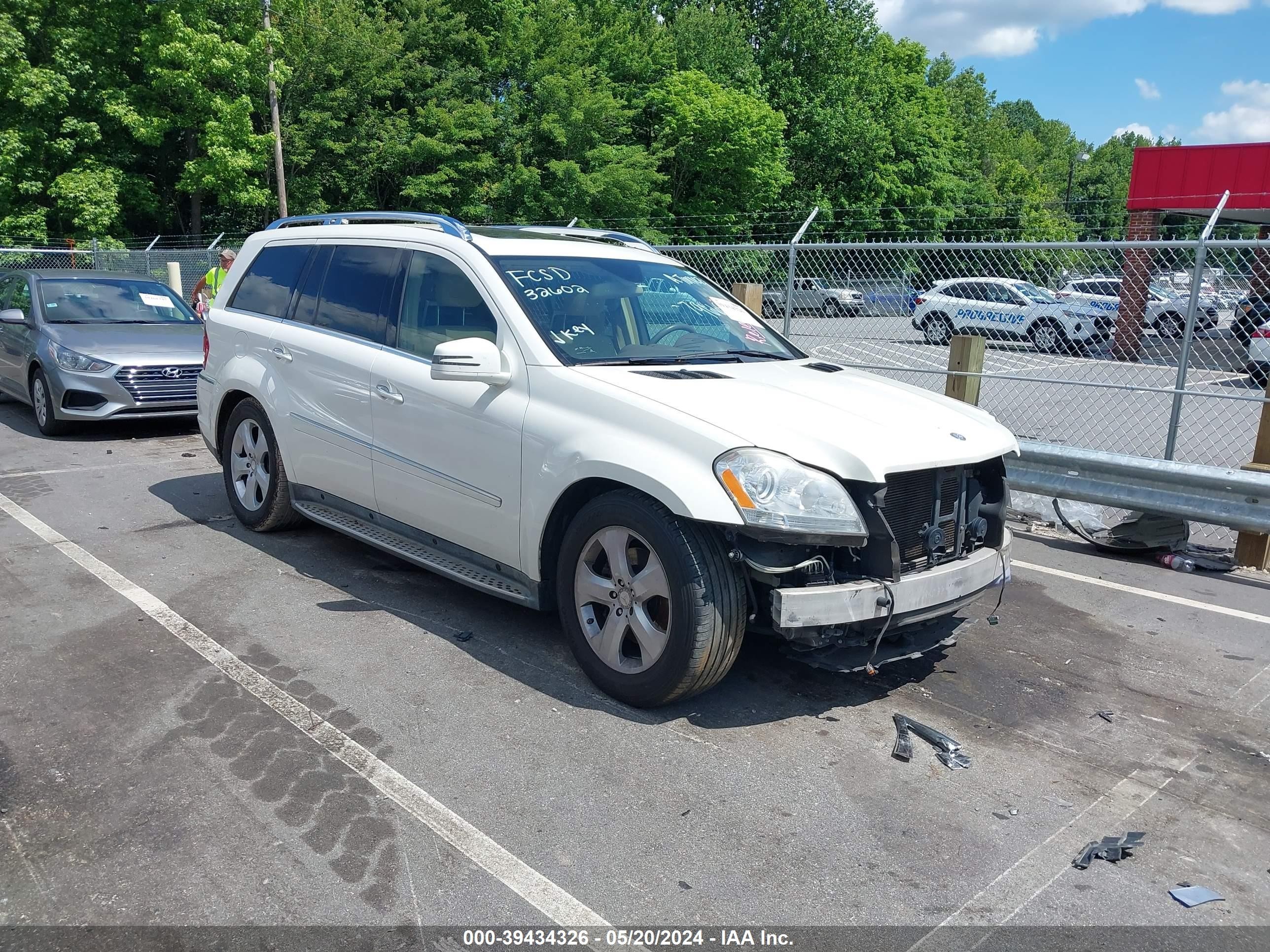 MERCEDES-BENZ NULL 2012 4jgbf7bexca796680