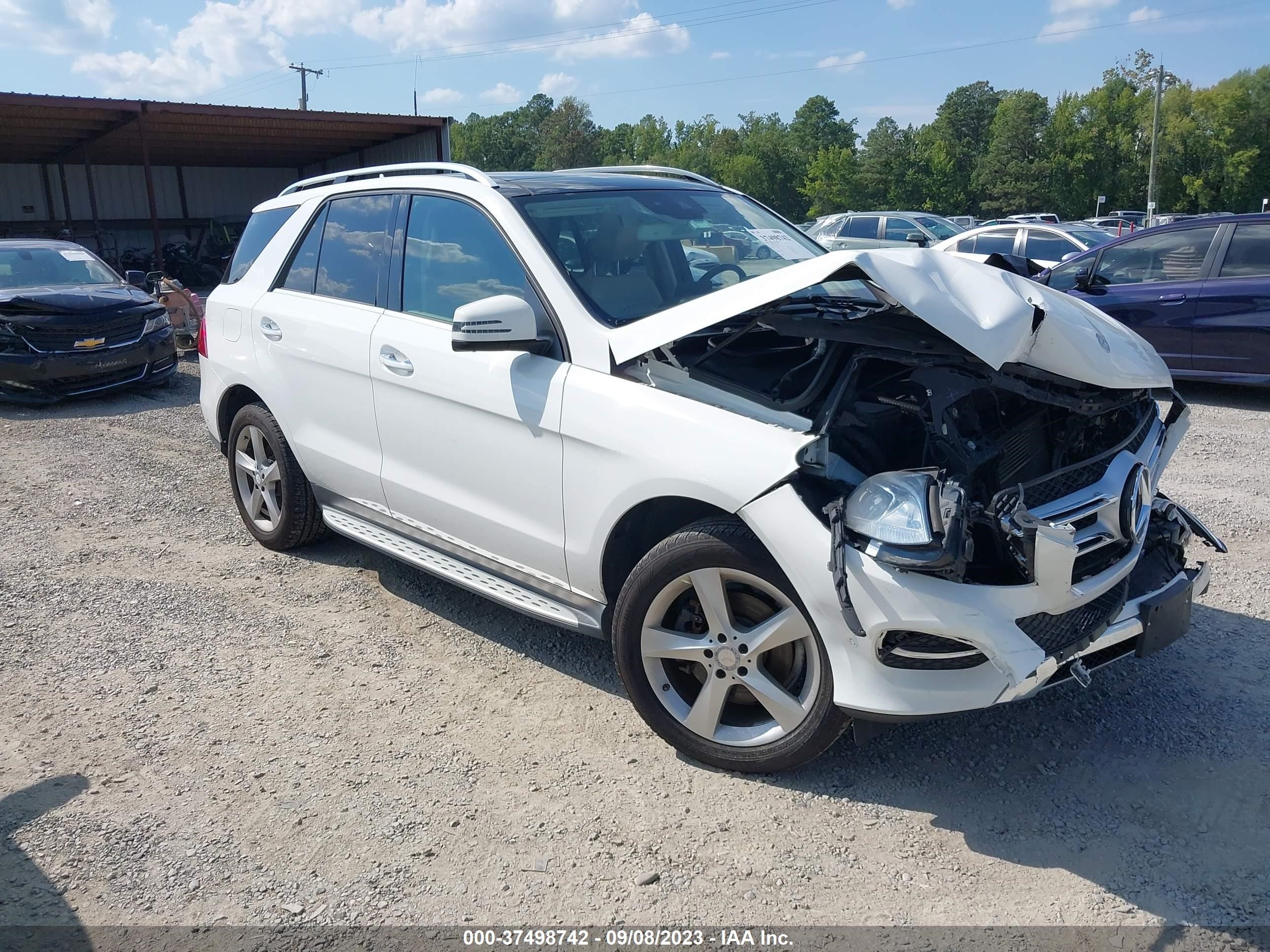 MERCEDES-BENZ GLE 2016 4jgda5hb8ga765216