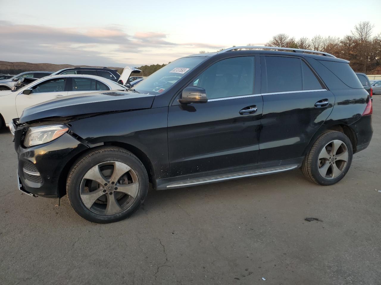 MERCEDES-BENZ GLE 2017 4jgda5hbxha992599