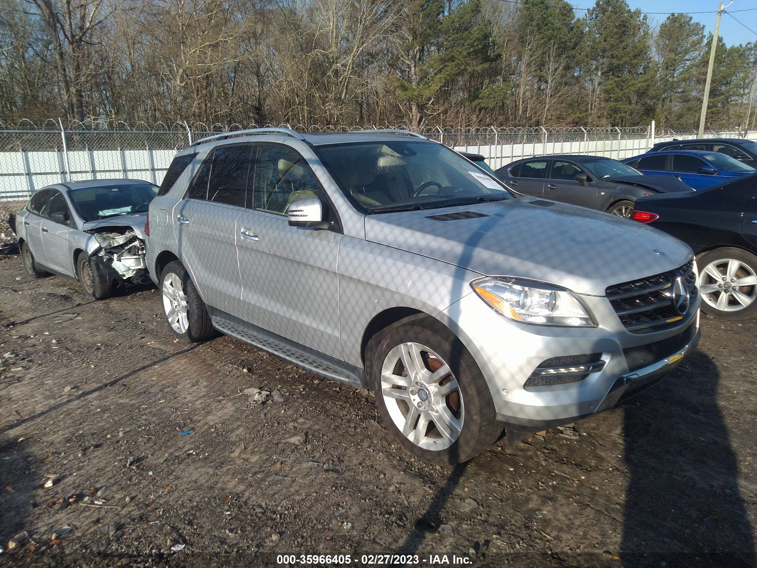 MERCEDES-BENZ M-KLASSE 2014 4jgda5jb5ea368649