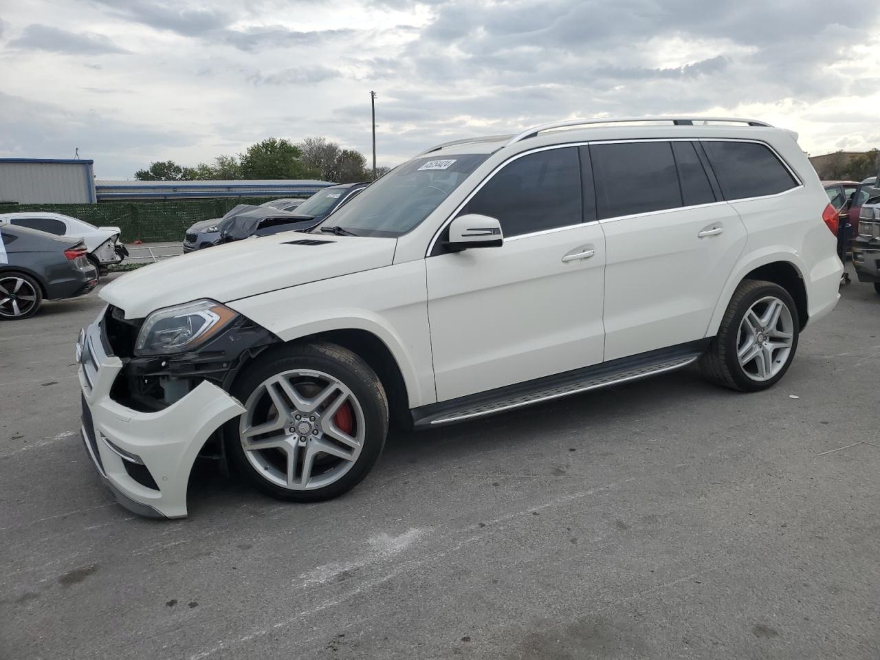 MERCEDES-BENZ GL-KLASSE 2013 4jgdf7dexda134850