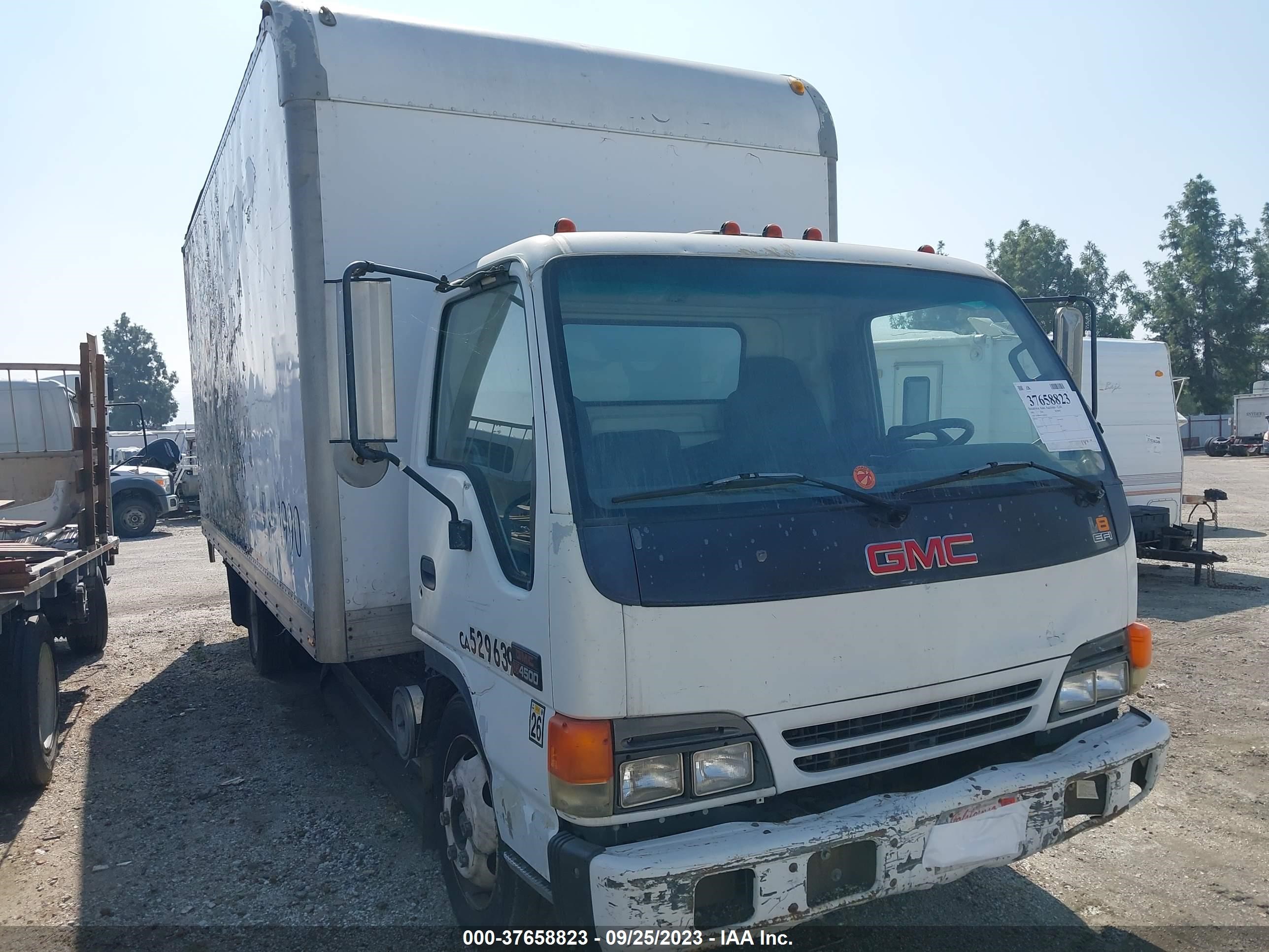 GMC NULL 2001 4kdc4b1rx1j801066