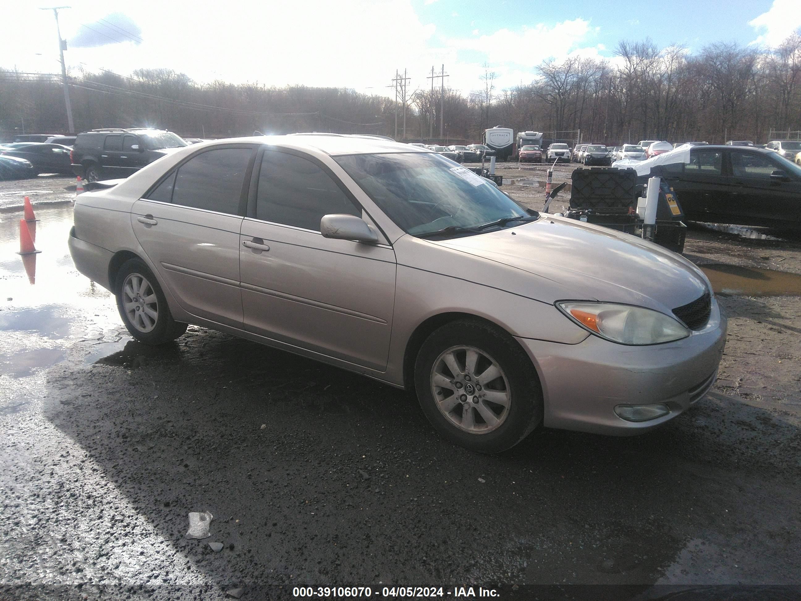 TOYOTA CAMRY 2003 4p1de30k03u122654