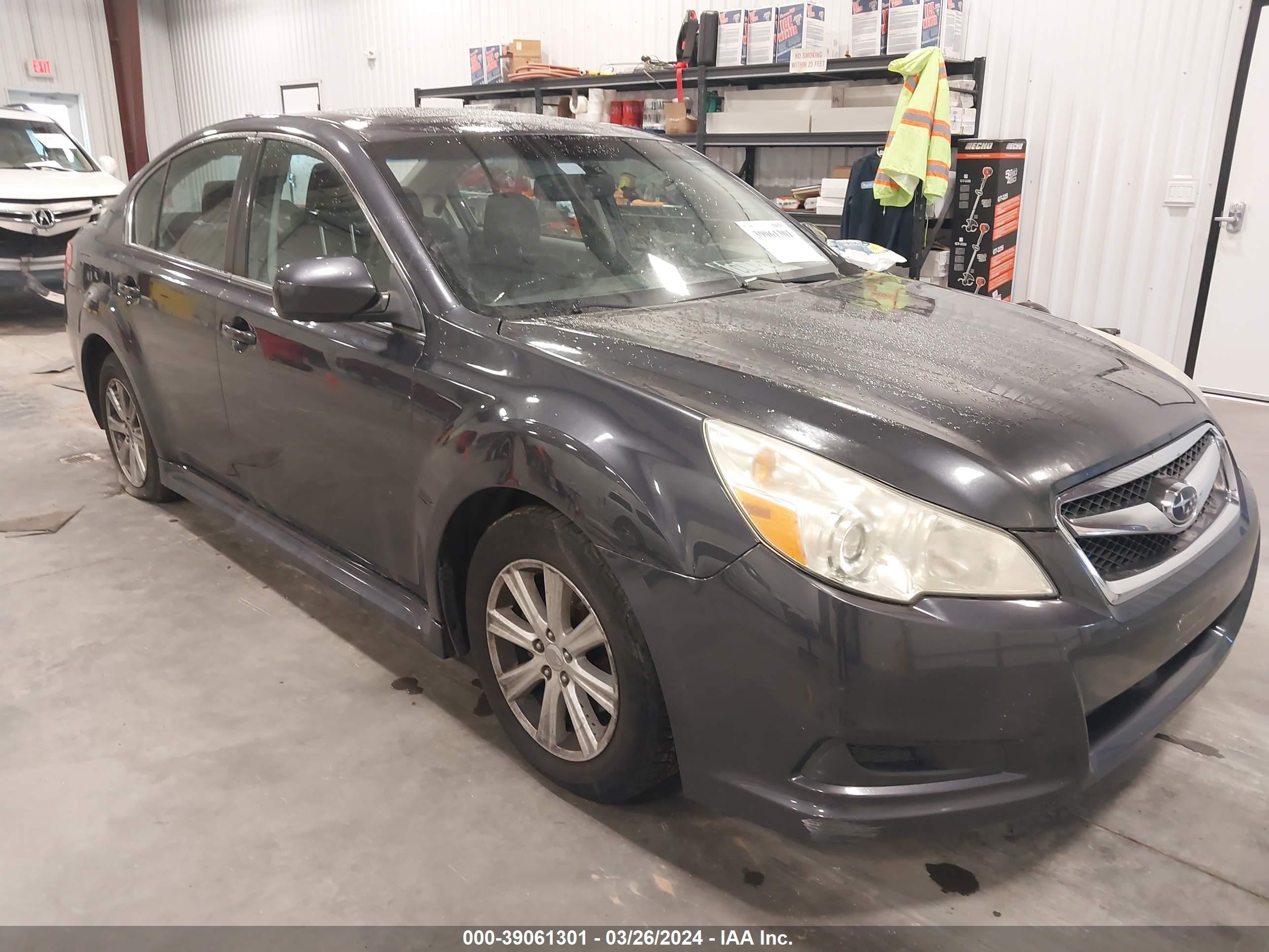 SUBARU LEGACY 2011 4s3bmcg65b3220583