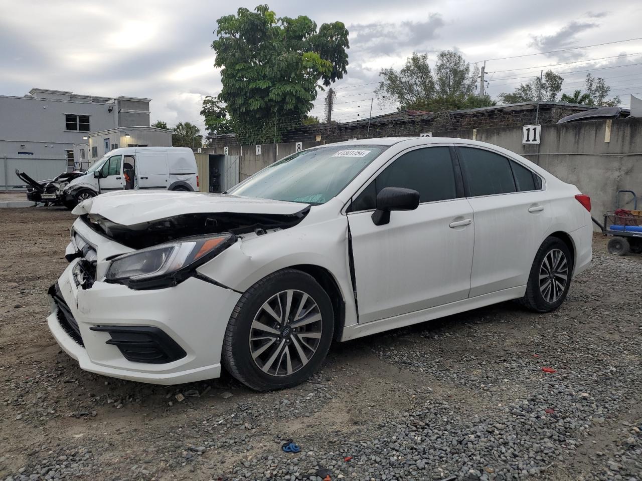 SUBARU LEGACY 2018 4s3bnab60j3012974