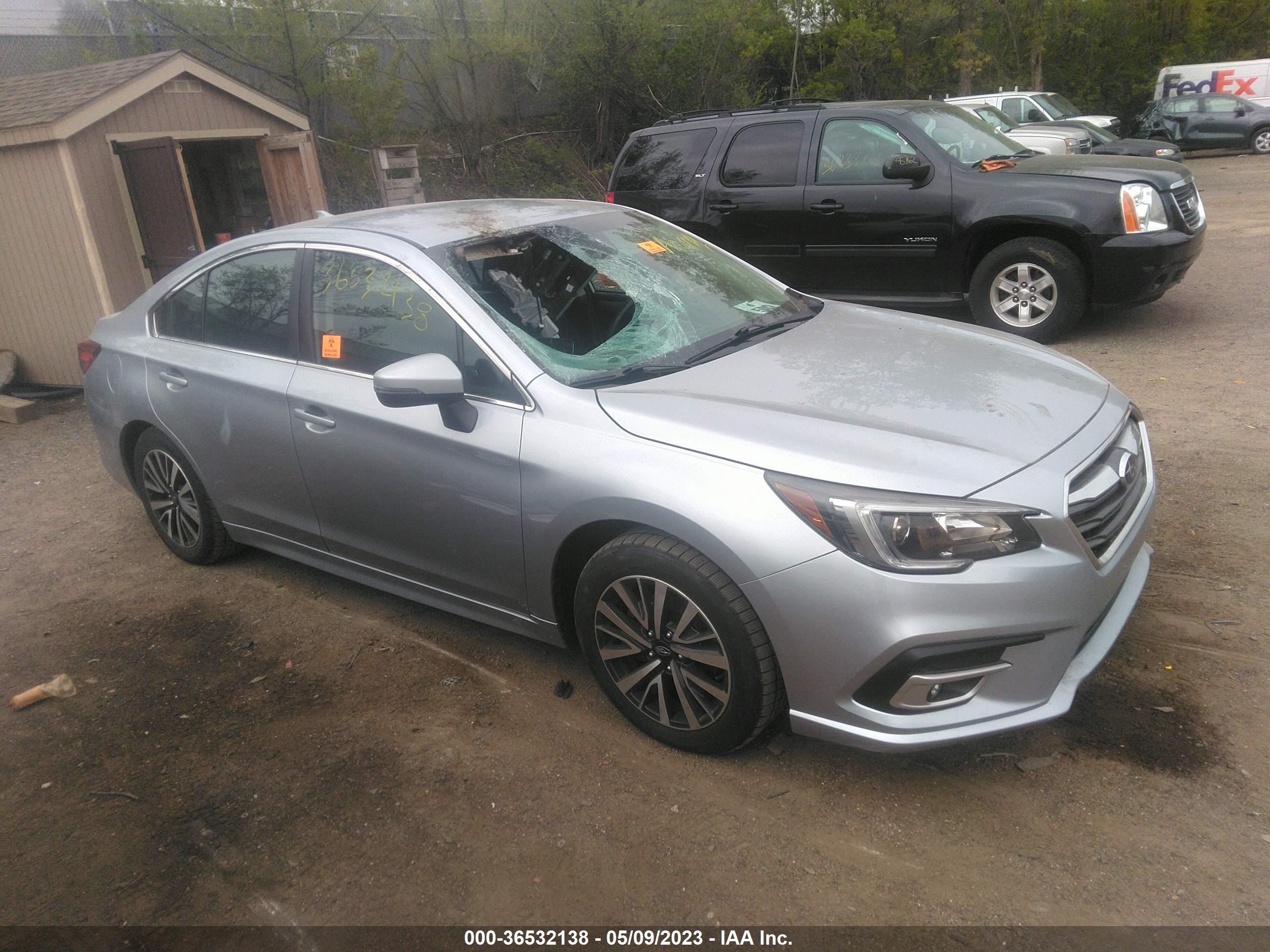 SUBARU LEGACY 2018 4s3bnaf60j3023421