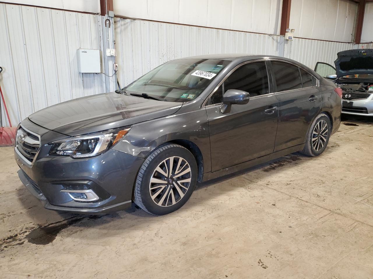 SUBARU LEGACY 2018 4s3bnaf65j3015105