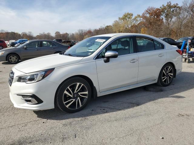 SUBARU LEGACY SPO 2019 4s3bnar68k3007125