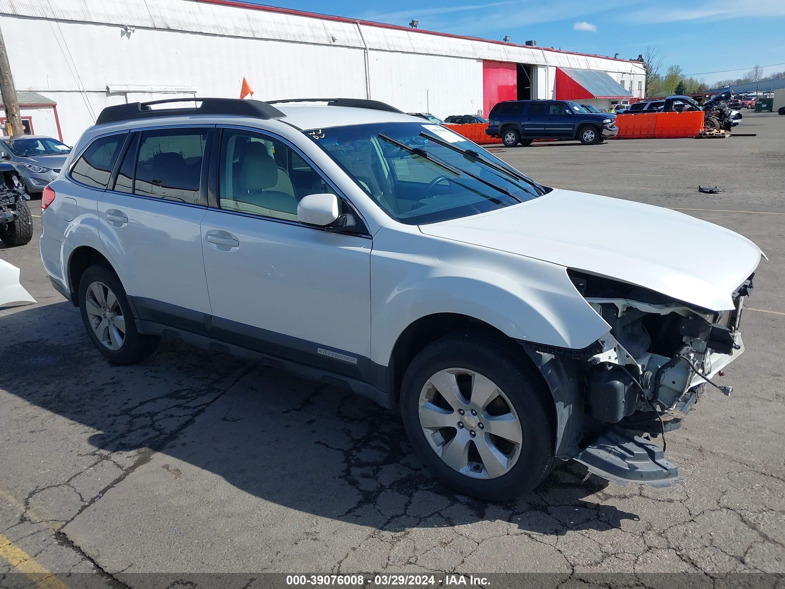 SUBARU OUTBACK 2011 4s4brbbc2b3353368