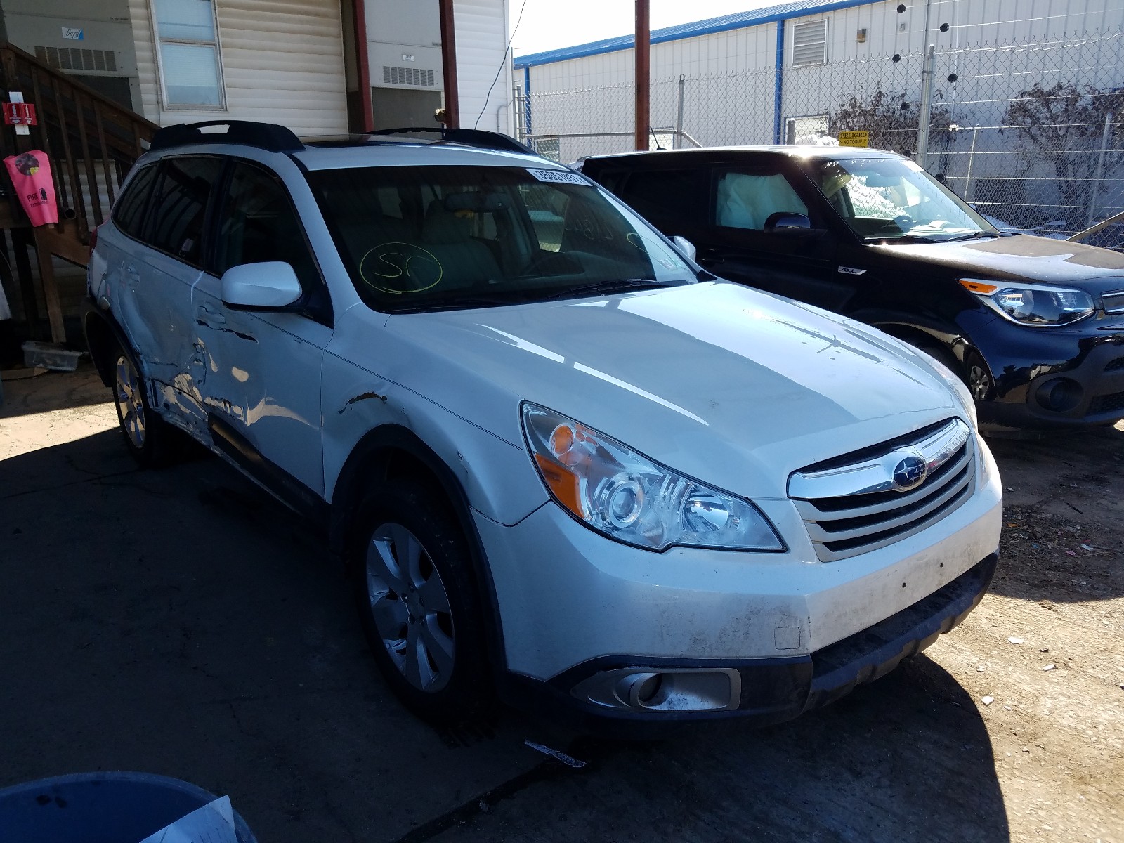 SUBARU OUTBACK 2. 2011 4s4brbgc7b3415338