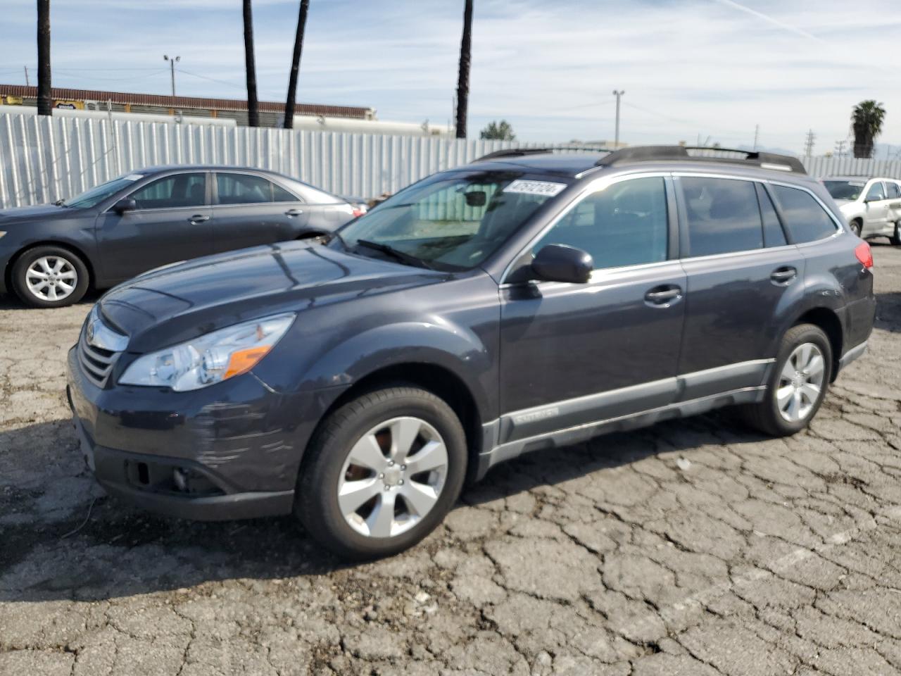 SUBARU OUTBACK 2011 4s4brbkc2b3369621