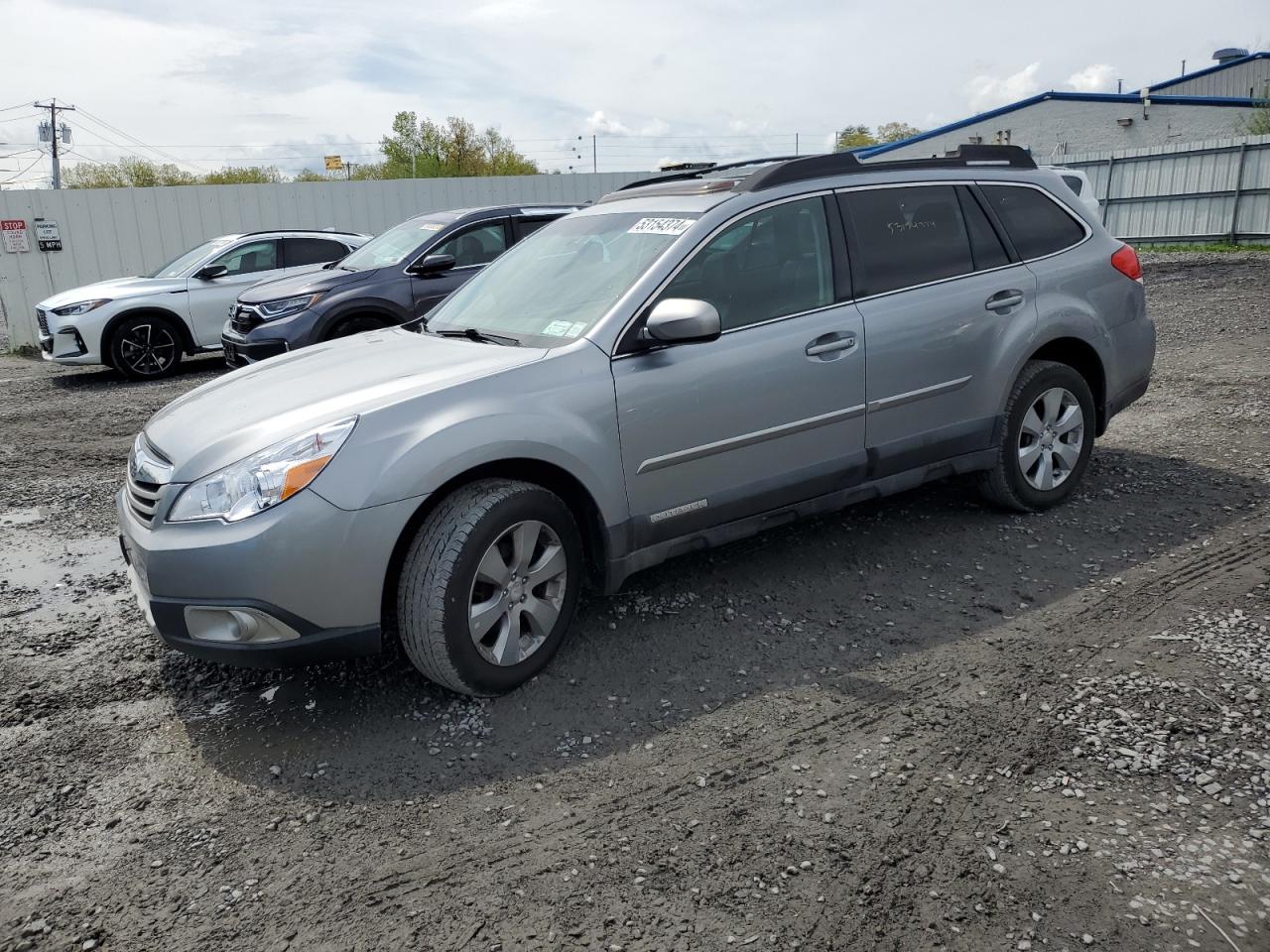 SUBARU OUTBACK 2011 4s4brbkc7b3416528