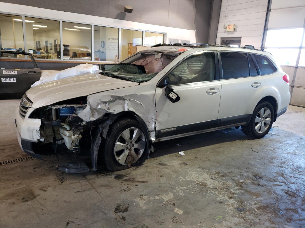 SUBARU OUTBACK 2012 4s4brbkc8c3227601