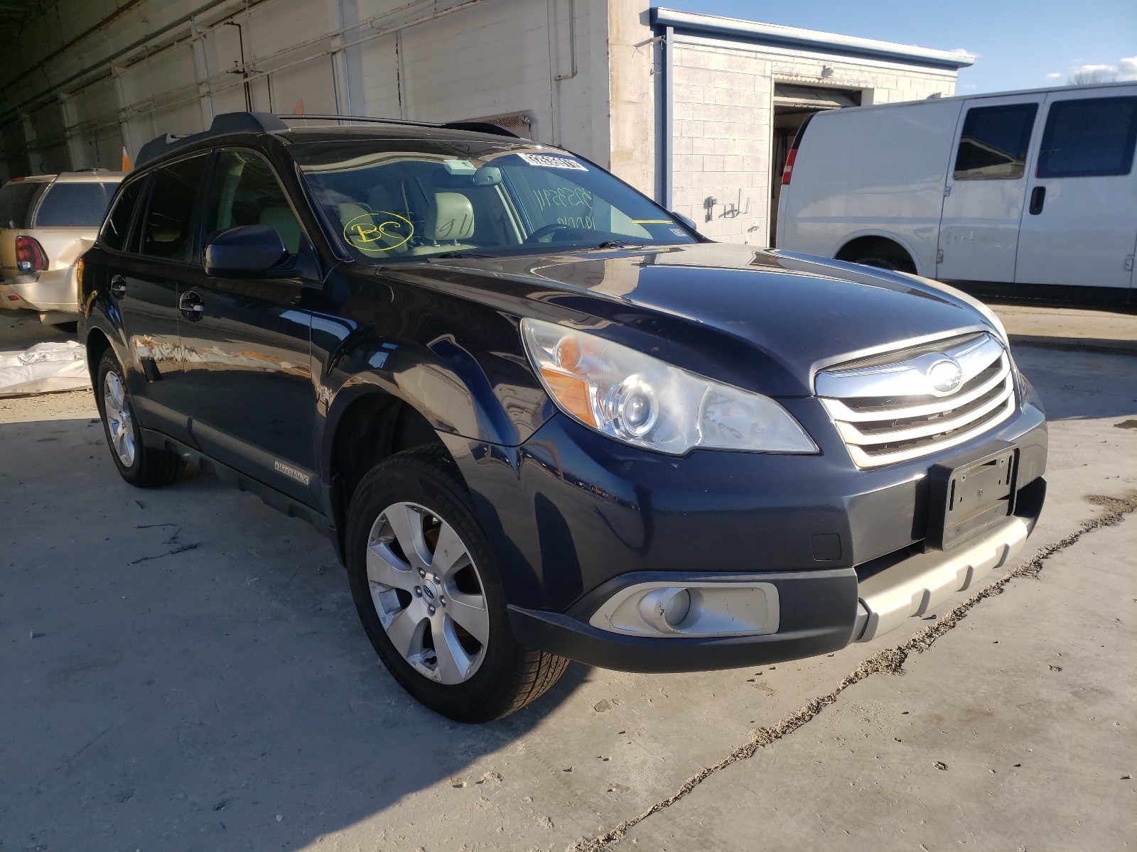 SUBARU OUTBACK 2. 2012 4s4brbkc9c3235609