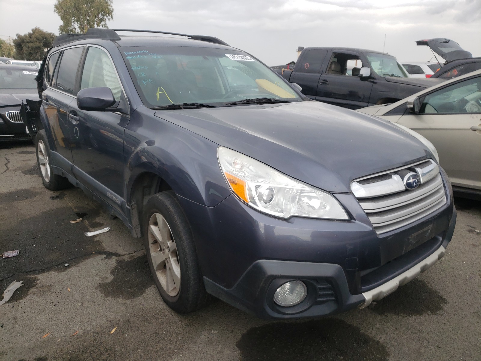 SUBARU OUTBACK 2. 2014 4s4brbkc9e3229523