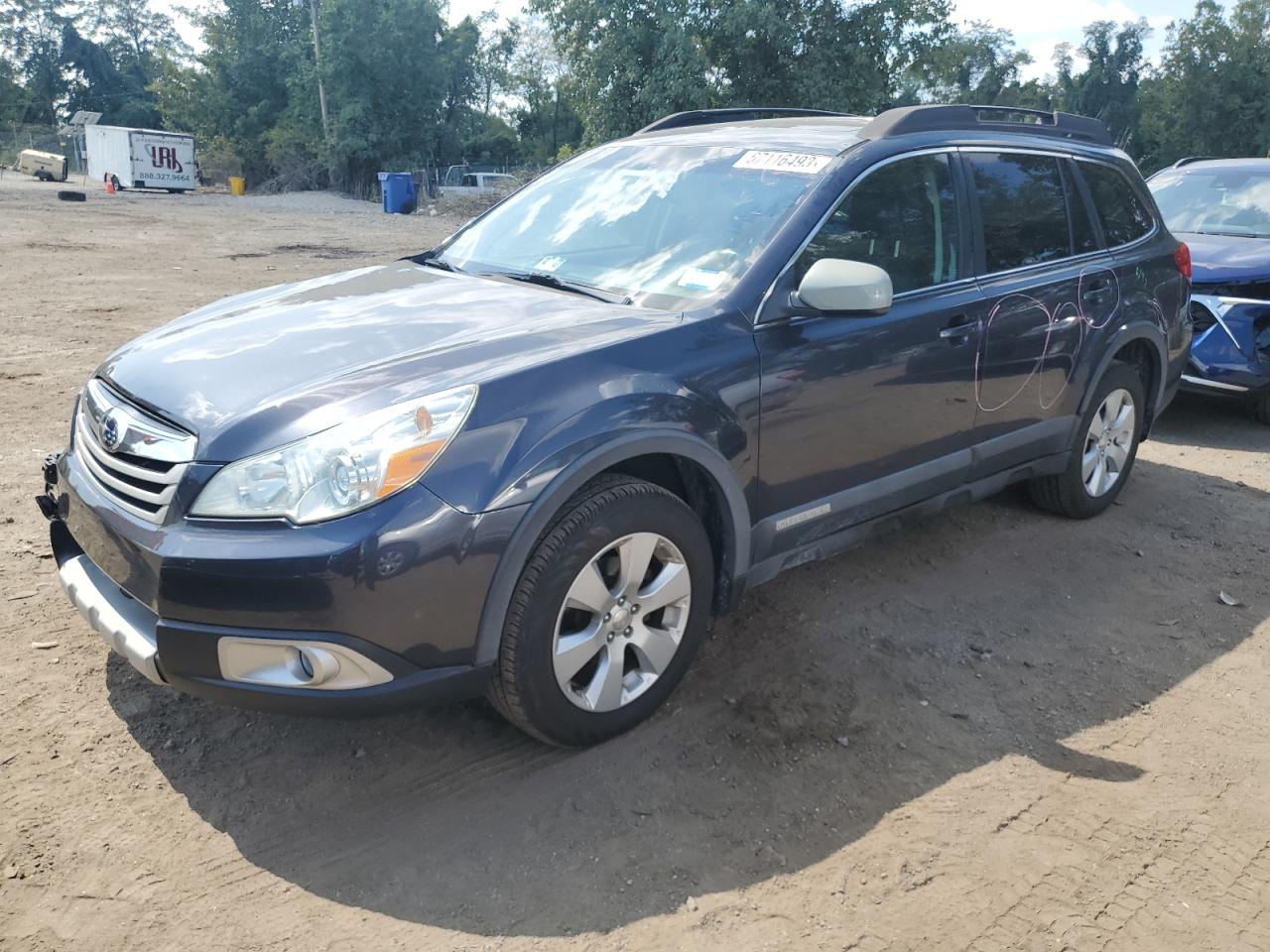 SUBARU OUTBACK 2011 4s4brbkcxb3328511