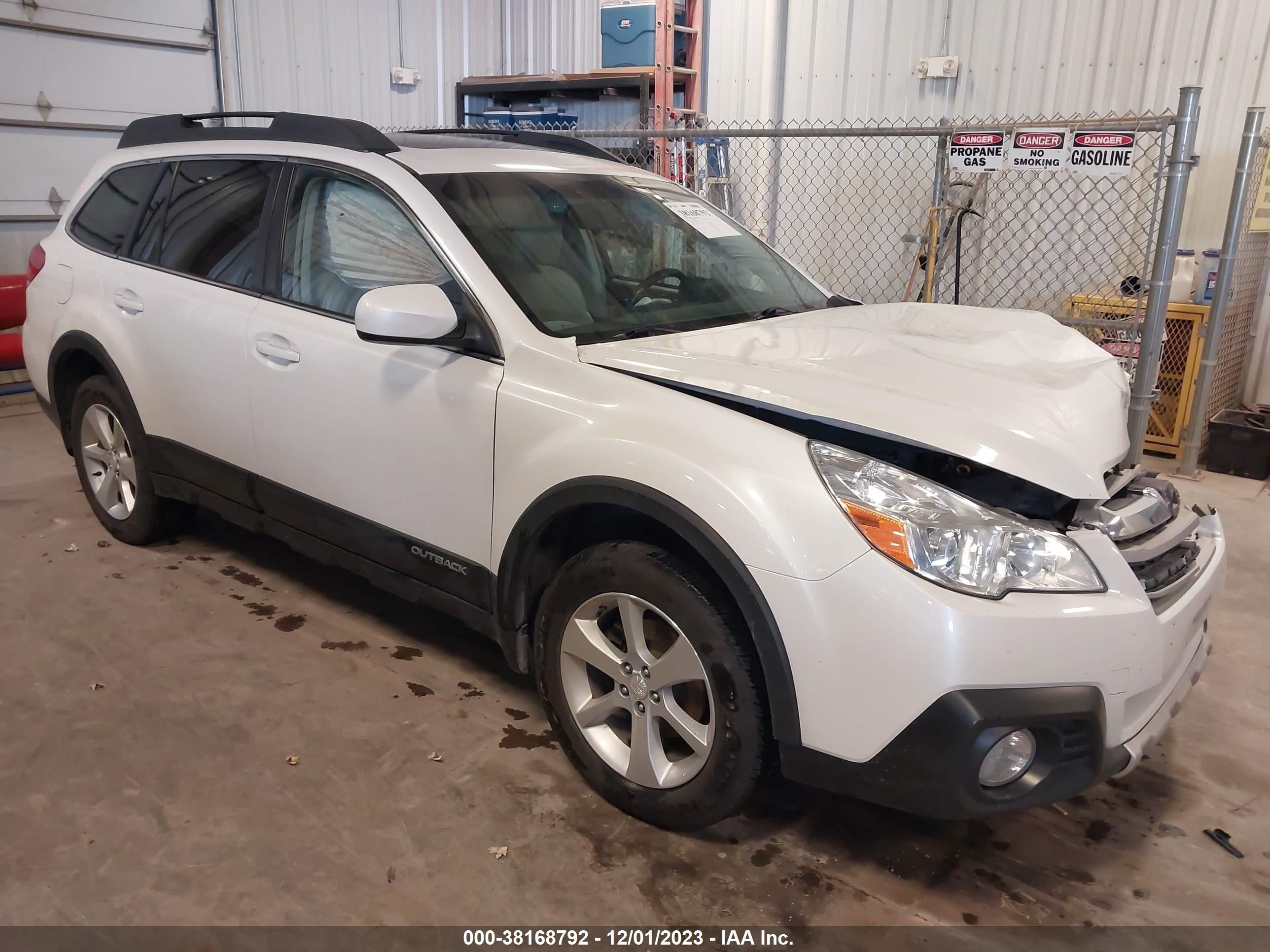 SUBARU OUTBACK 2014 4s4brblc0e3218358