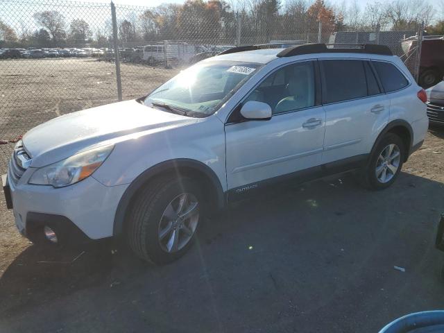 SUBARU OUTBACK 2014 4s4brblc3e3304277