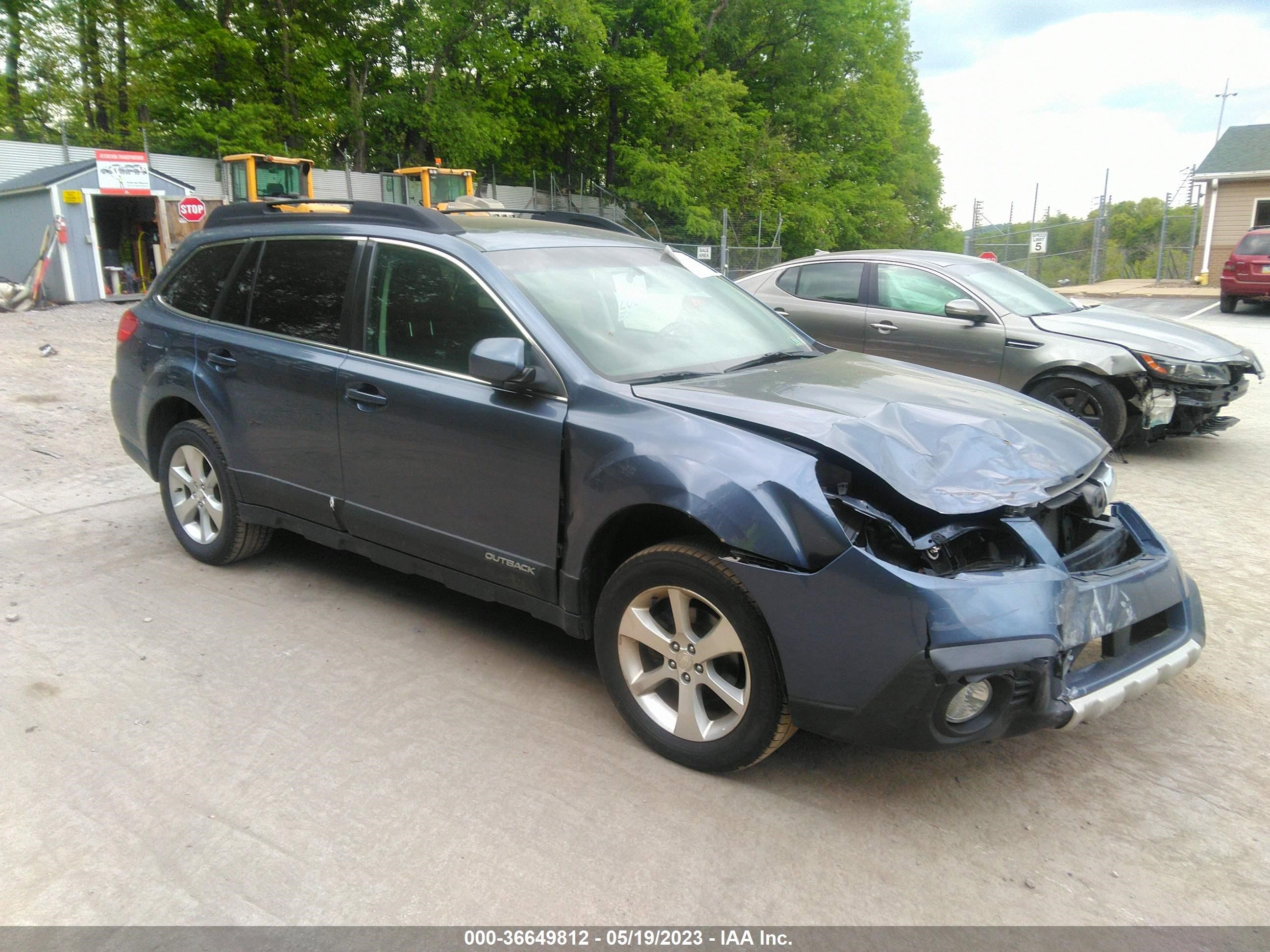 SUBARU OUTBACK 2014 4s4brblc7e3277083