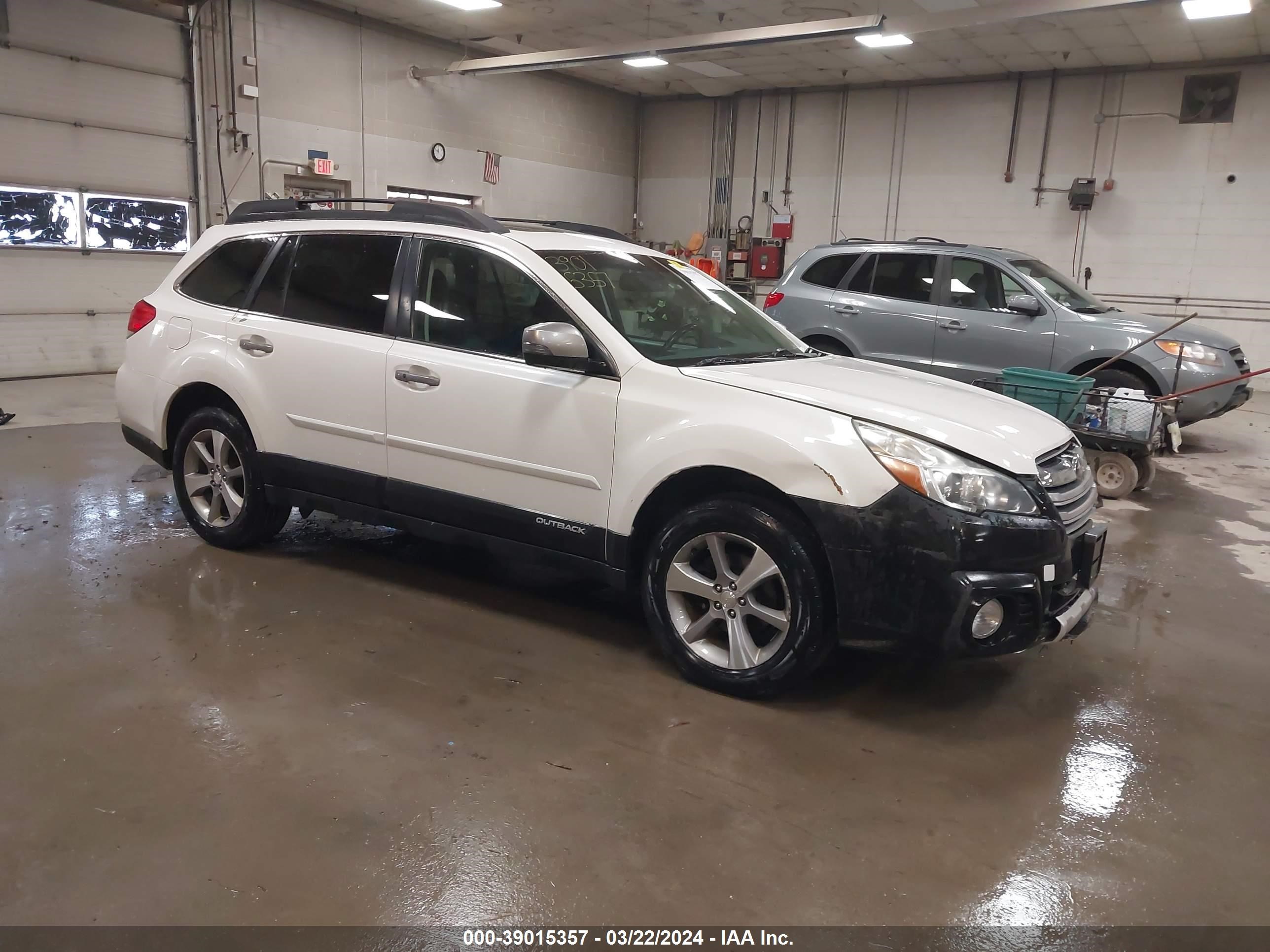 SUBARU OUTBACK 2013 4s4brbsc7d3299147