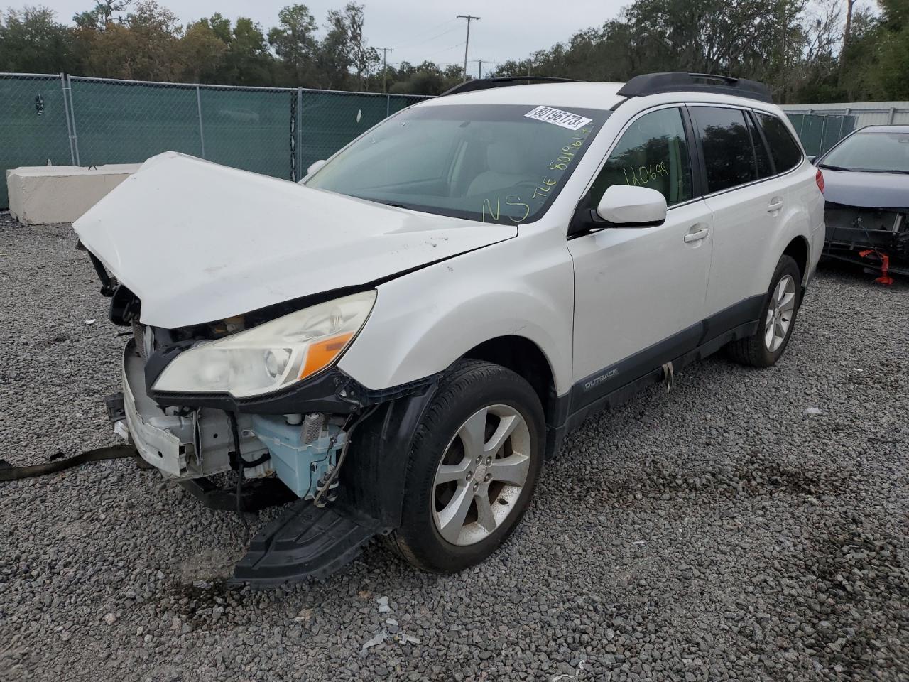 SUBARU OUTBACK 2013 4s4brcbc8d3307827