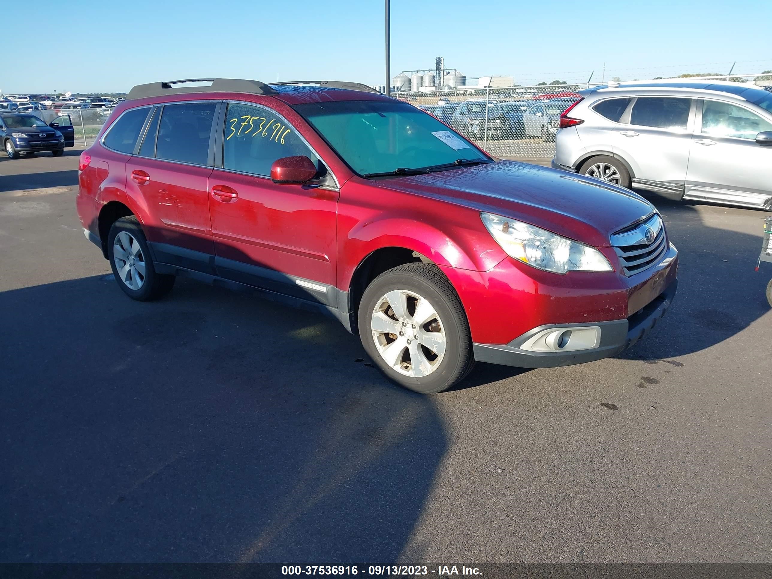 SUBARU OUTBACK 2011 4s4brdgc0b2421807