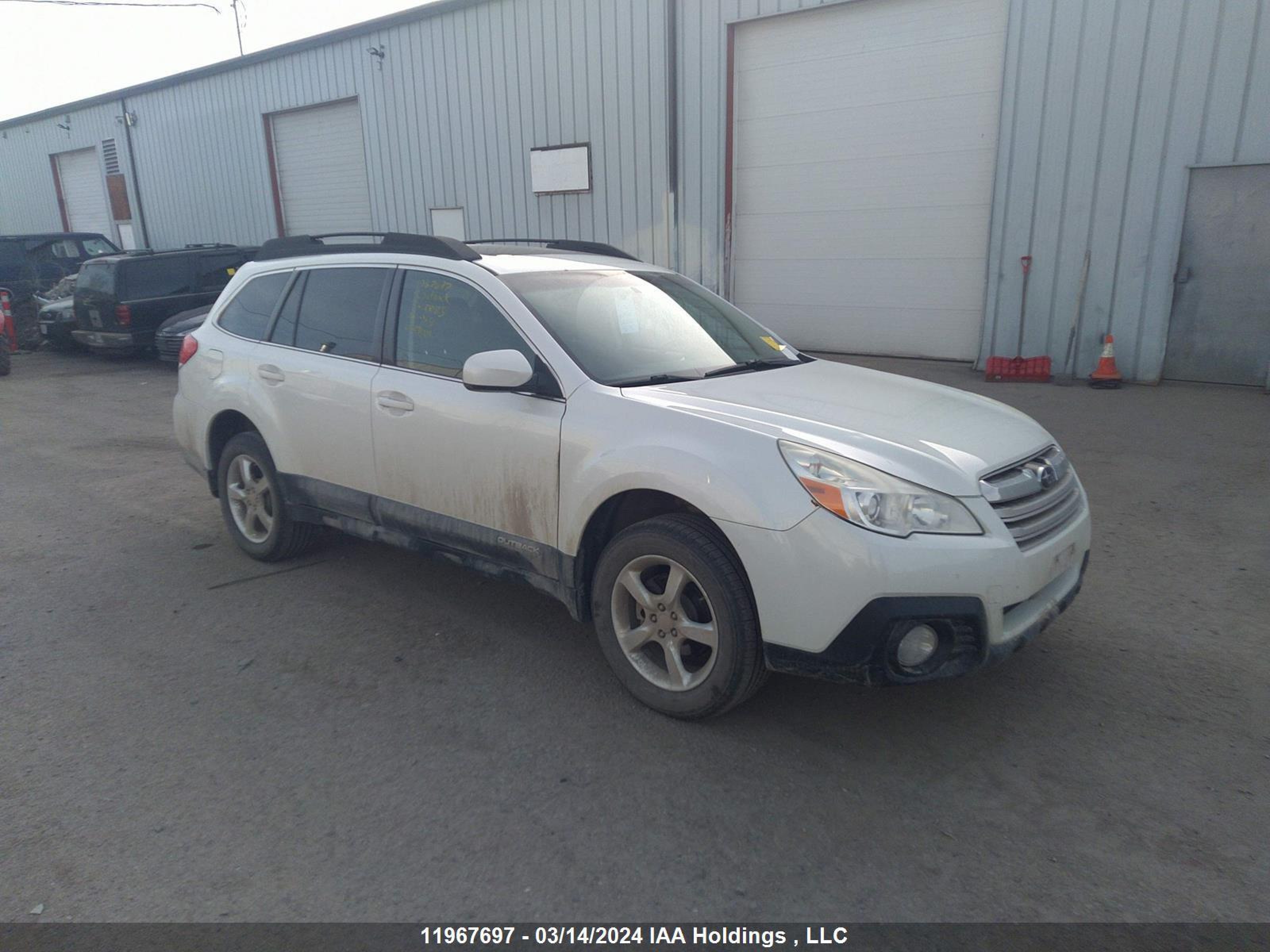 SUBARU OUTBACK 2013 4s4brggc6d3230813