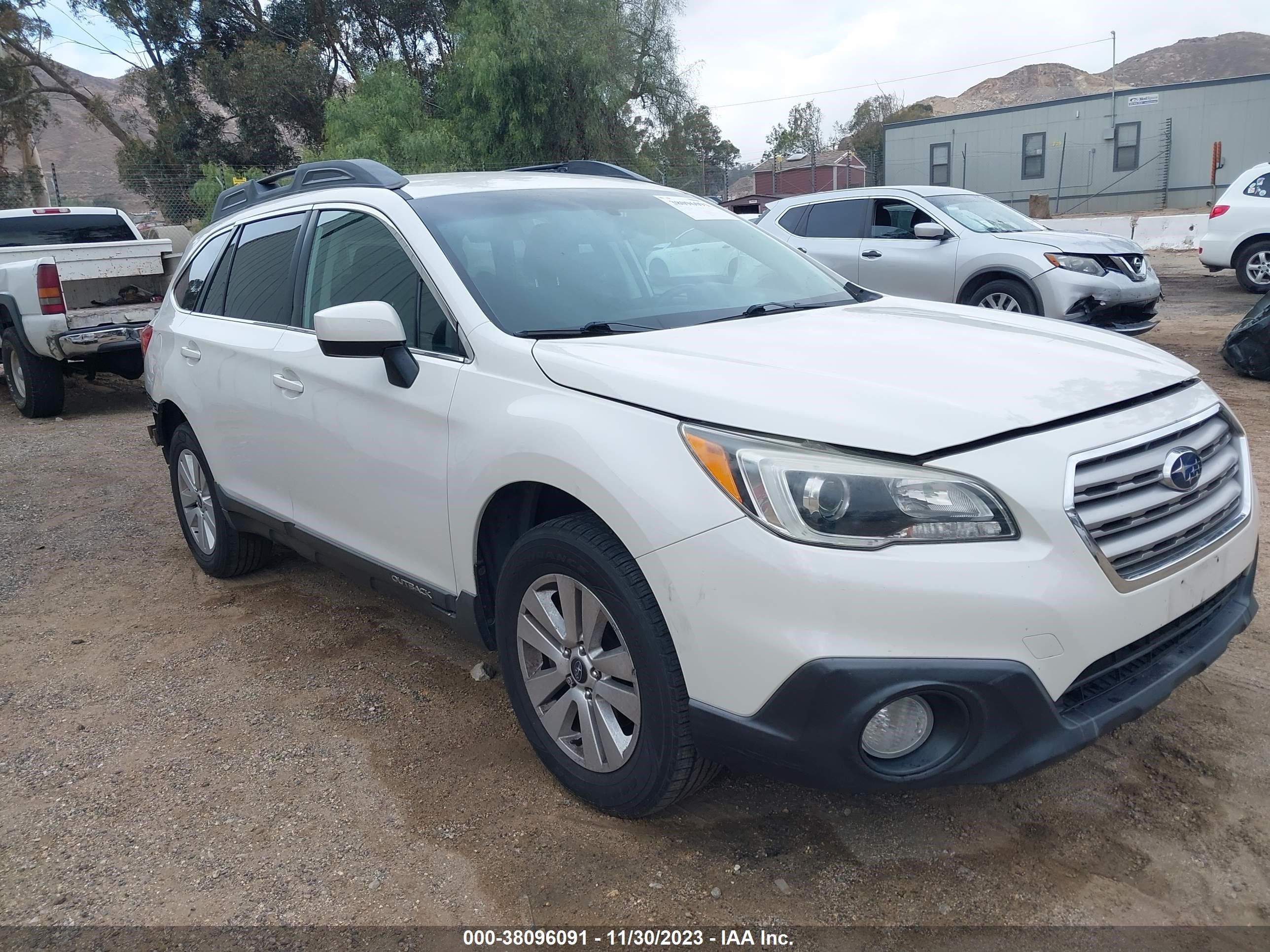 SUBARU OUTBACK 2015 4s4bsacc6f3313989