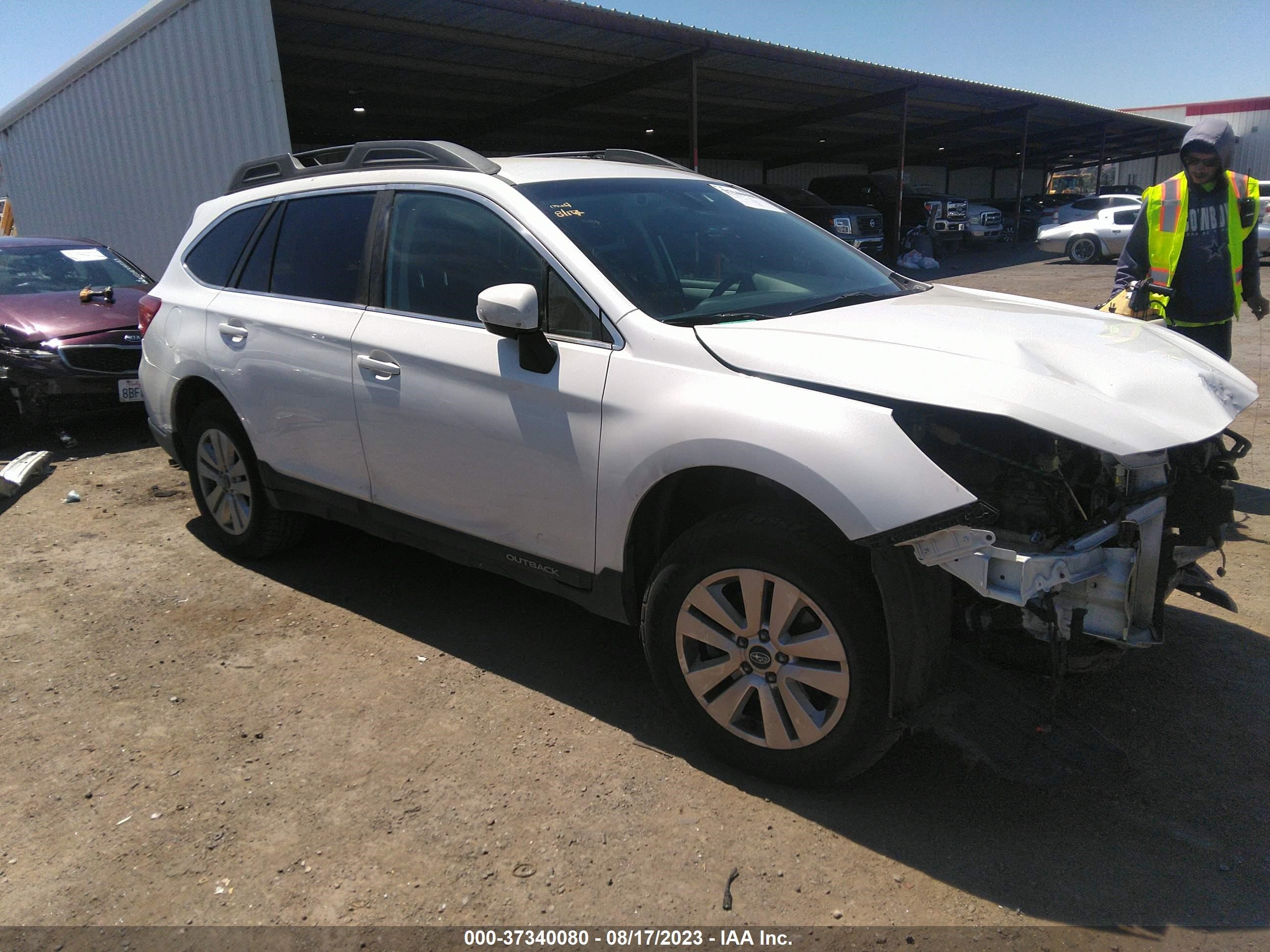 SUBARU OUTBACK 2017 4s4bsafc0h3395135