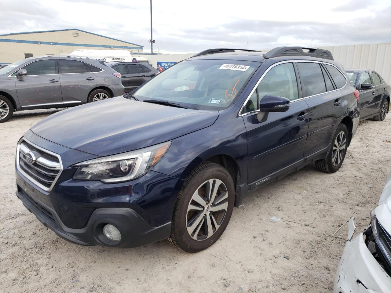 SUBARU OUTBACK 2018 4s4bsancxj3354924