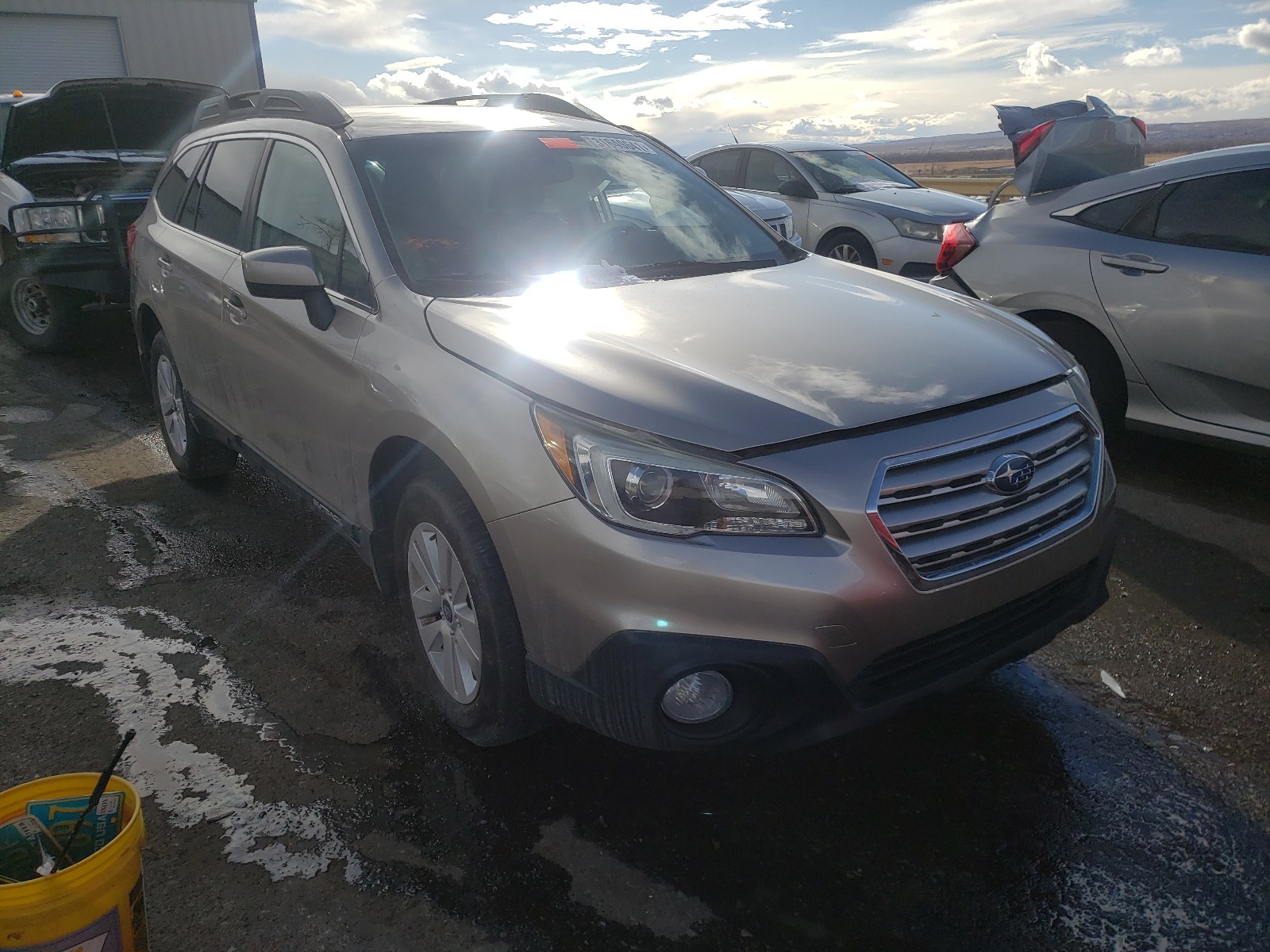 SUBARU OUTBACK 2. 2015 4s4bsbcc2f3308567