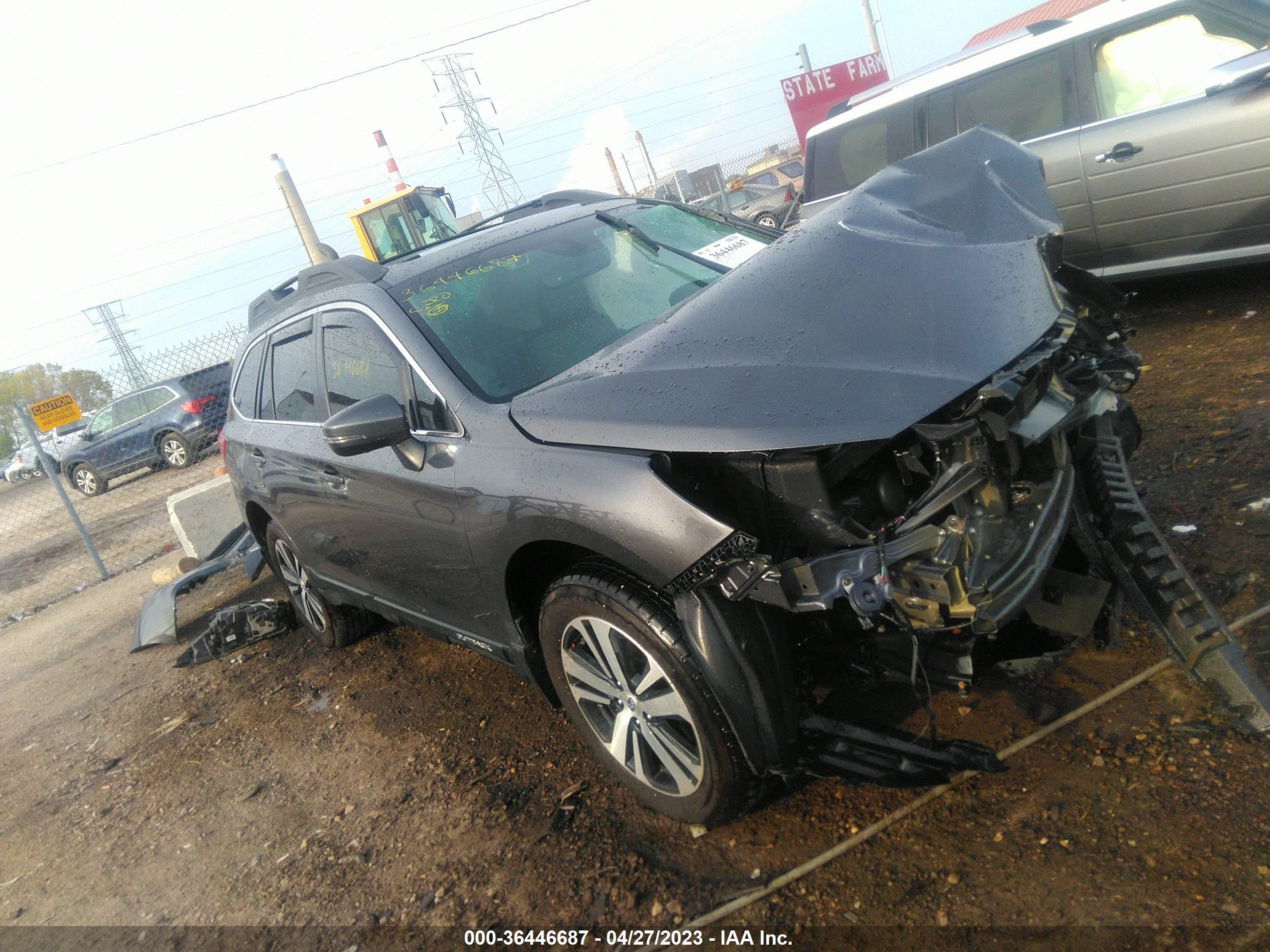 SUBARU OUTBACK 2018 4s4bsenc3j3227360