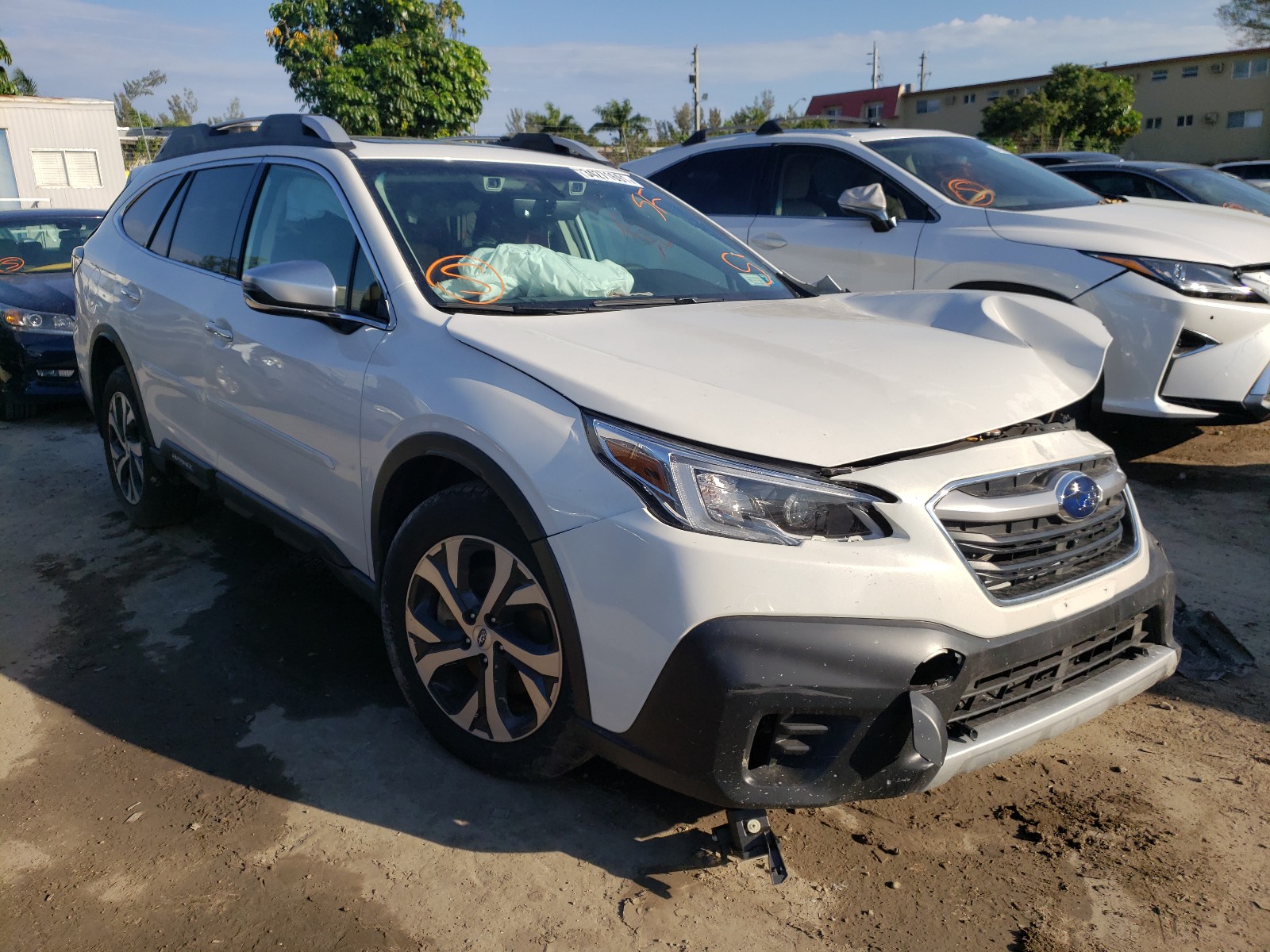 SUBARU OUTBACK TO 2020 4s4btapc2l3245712