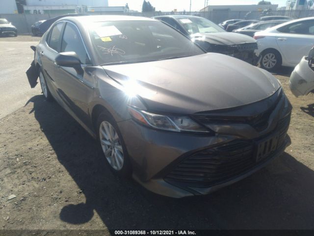 TOYOTA CAMRY 2018 4t1b11hk0ju011720