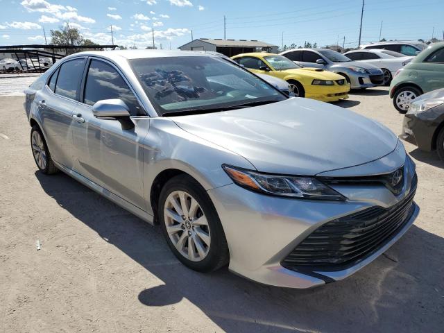 TOYOTA CAMRY L 2018 4t1b11hk0ju070220