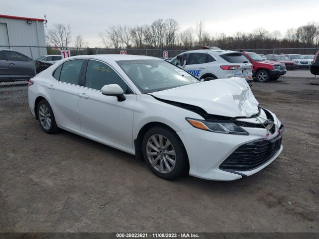 TOYOTA CAMRY 2018 4t1b11hk0ju108996