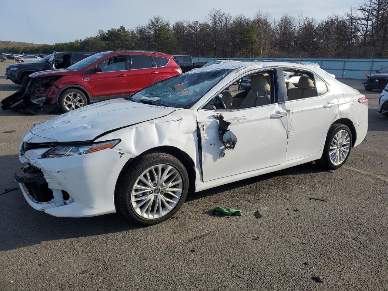 TOYOTA CAMRY 2018 4t1b11hk0ju128777