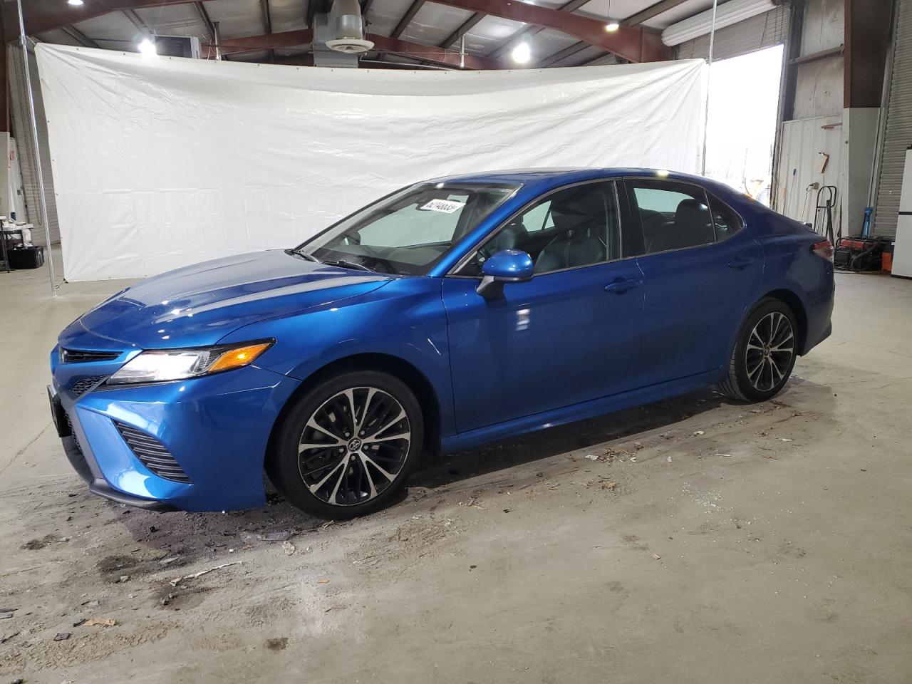 TOYOTA CAMRY 2018 4t1b11hk0ju132229